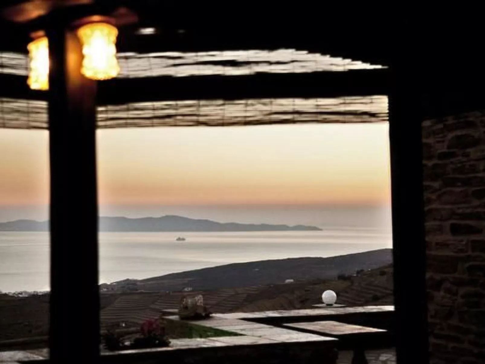 Mit eigenem Pool-Buiten