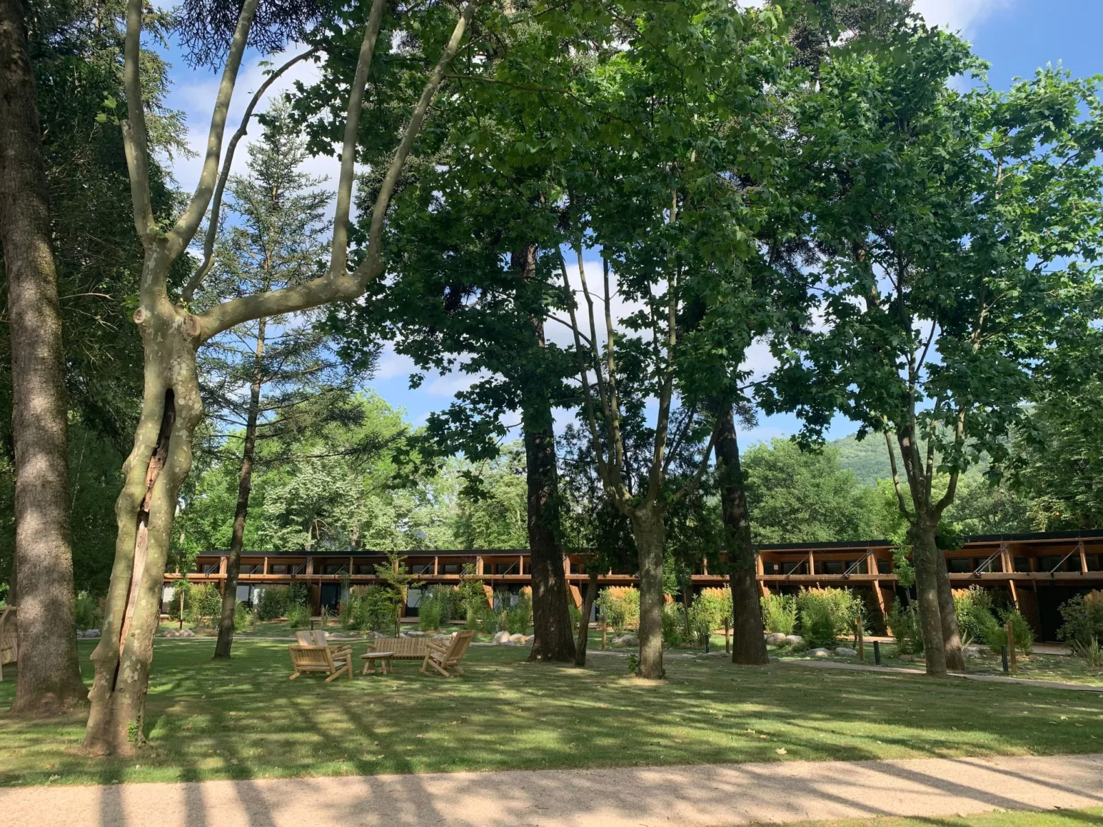 Ecolodge 4 pers mit Spa-Buiten