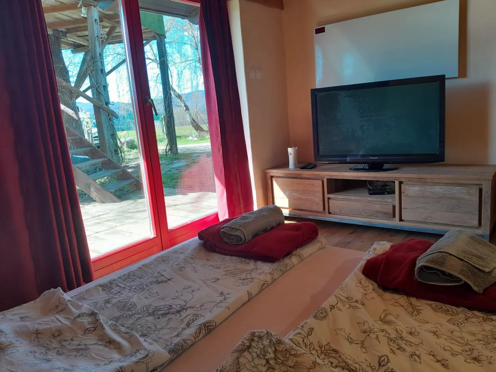 Märchenhaftes Holzhaus bei Ljubljana-Binnen