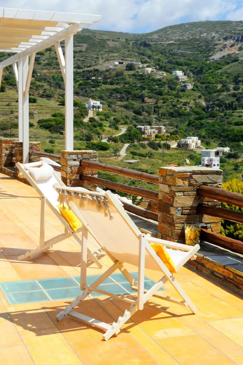 Villa mit Blick auf das Wasser-Buiten
