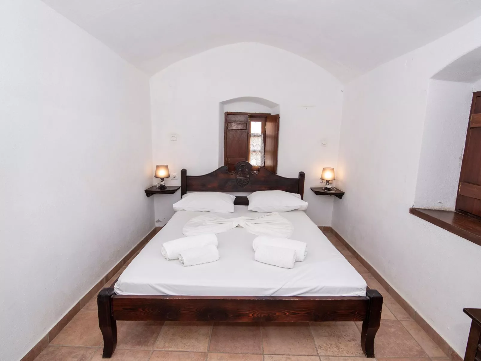 "3BRtraditionelles Haus" im Schloss-Binnen