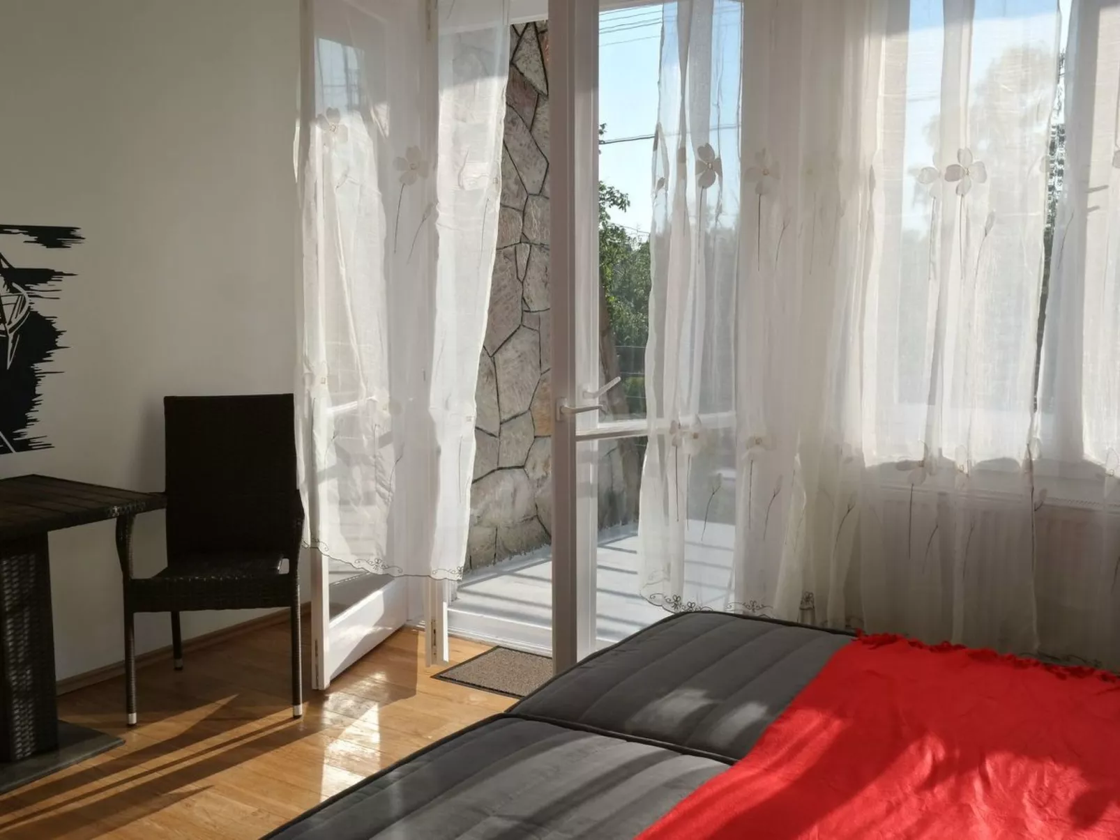 Doppelhaushälfte für sechs Personen mit Terrasse-Binnen