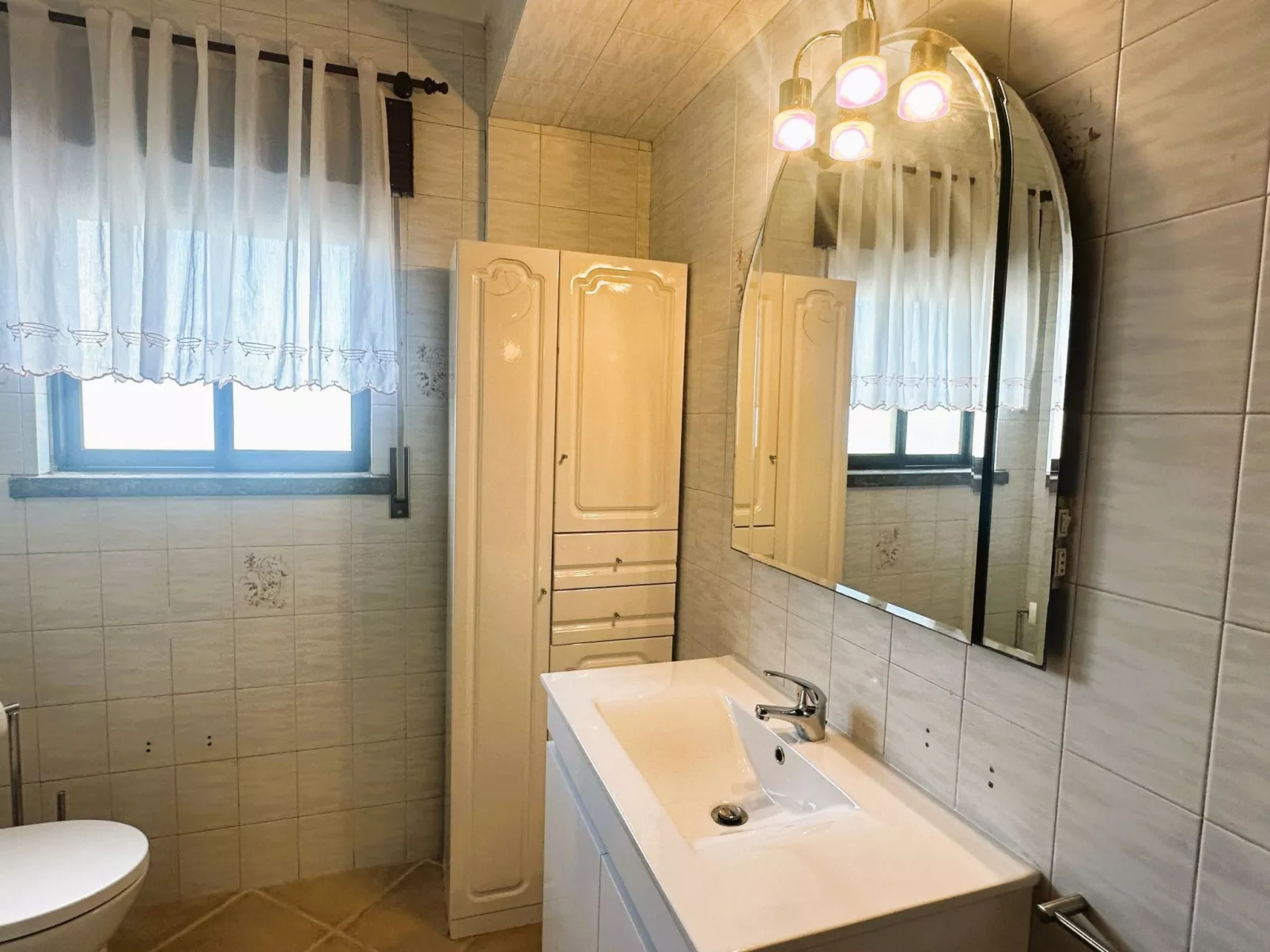 Charles Beach Haus-Binnen