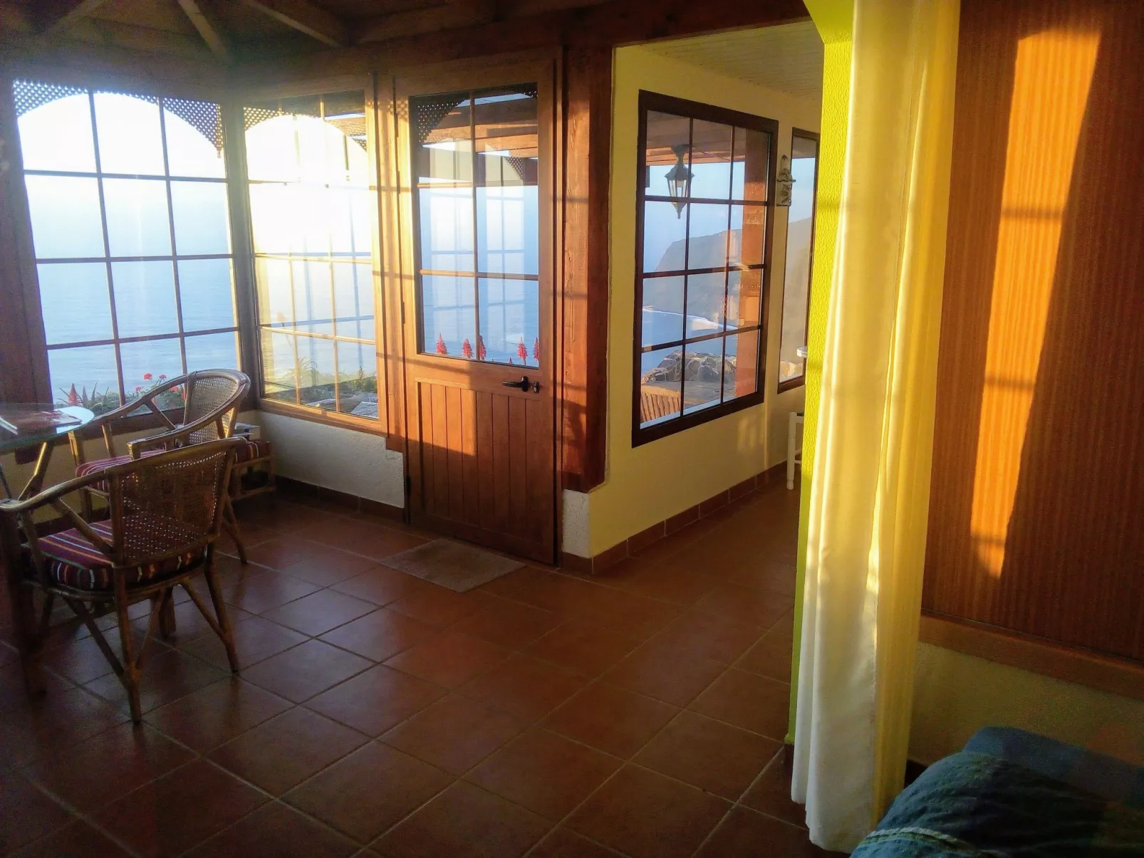 Erdhaus-Image-tags.info