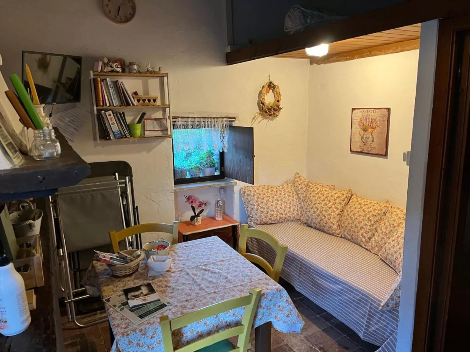 Zwei-Zimmer-Wohnung inmitten der Natur-Binnen