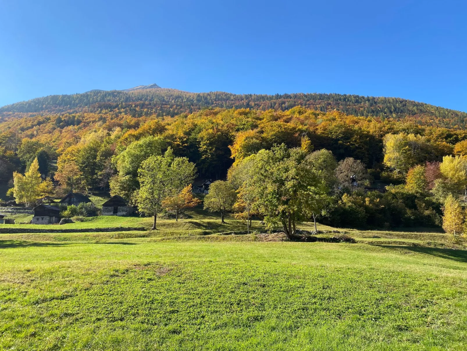 Rustico Monti di Rima-Buiten