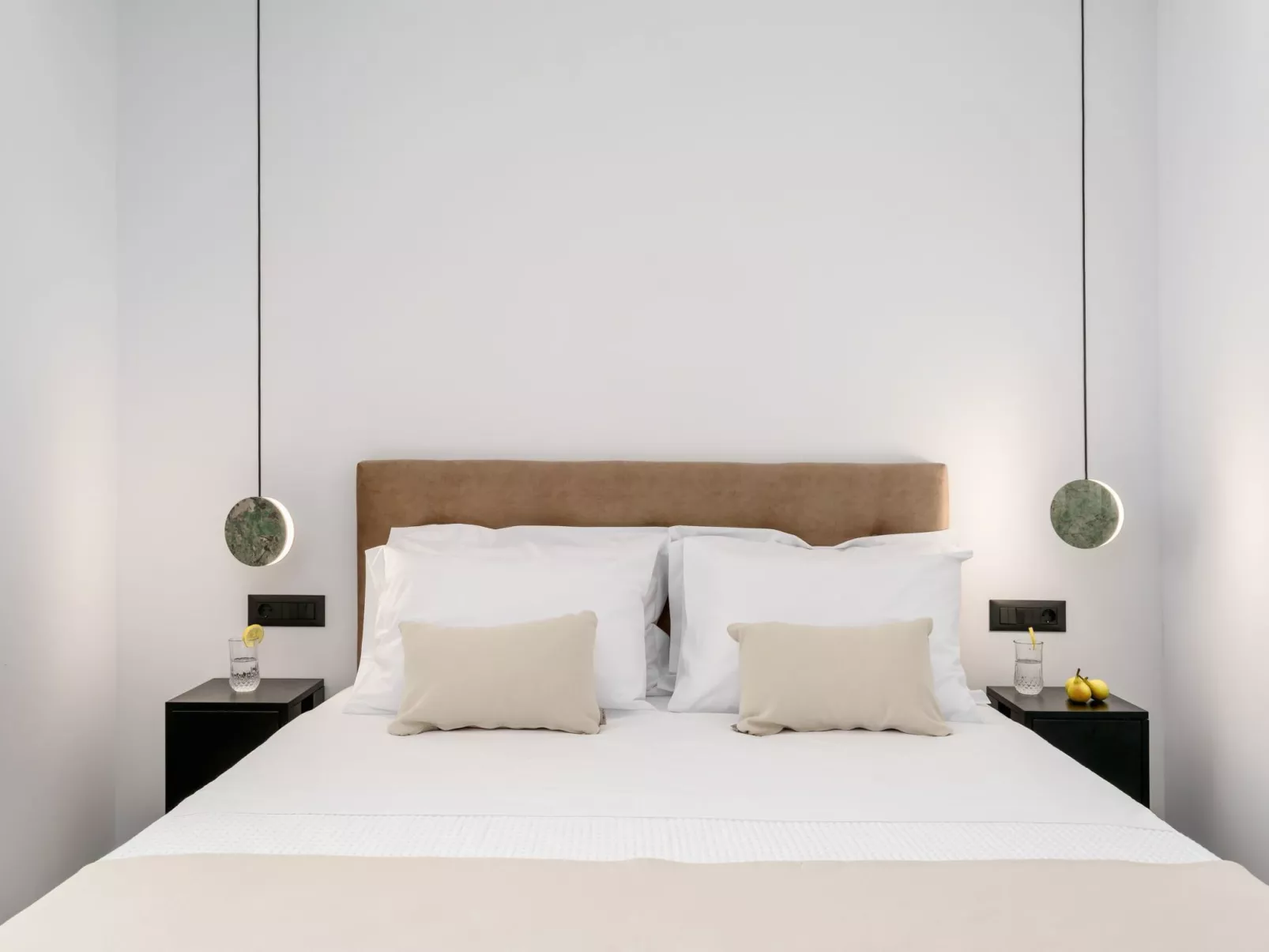 "Luna" mit Privatparkplatz-Binnen