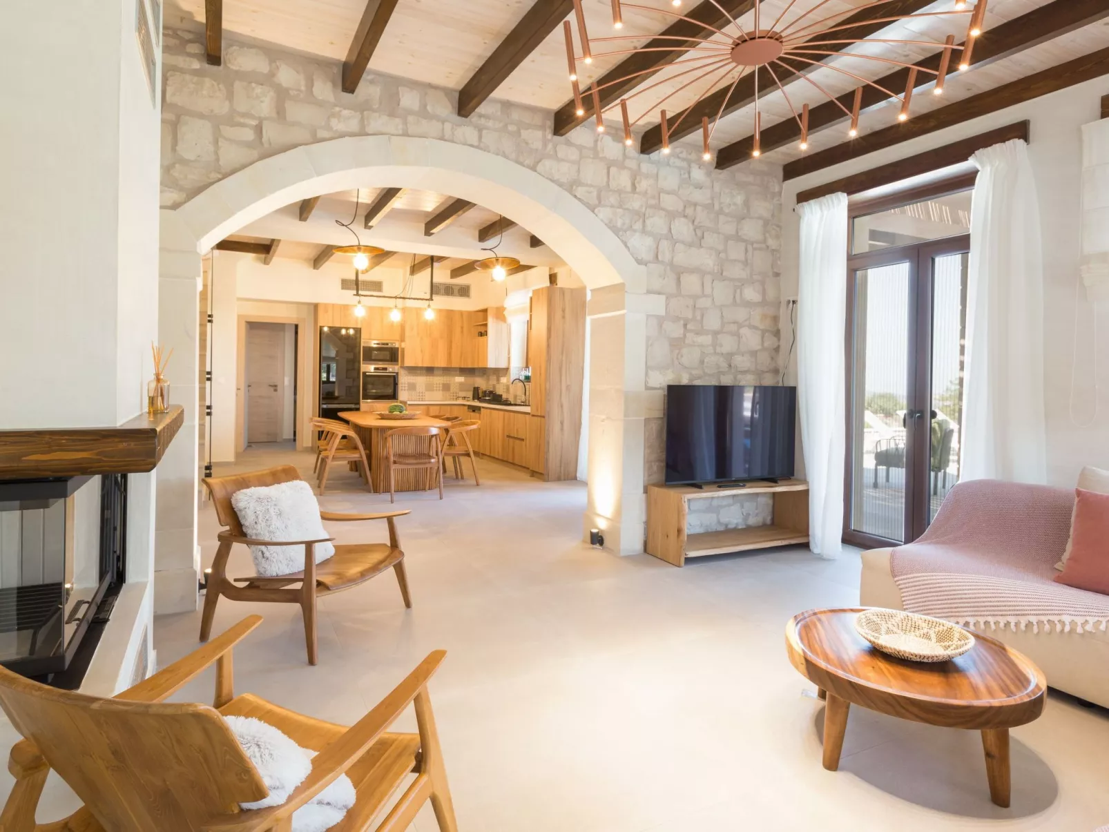 Brandneue Villa mit Meerblick, privatem Pool und Ping Pong-Binnen