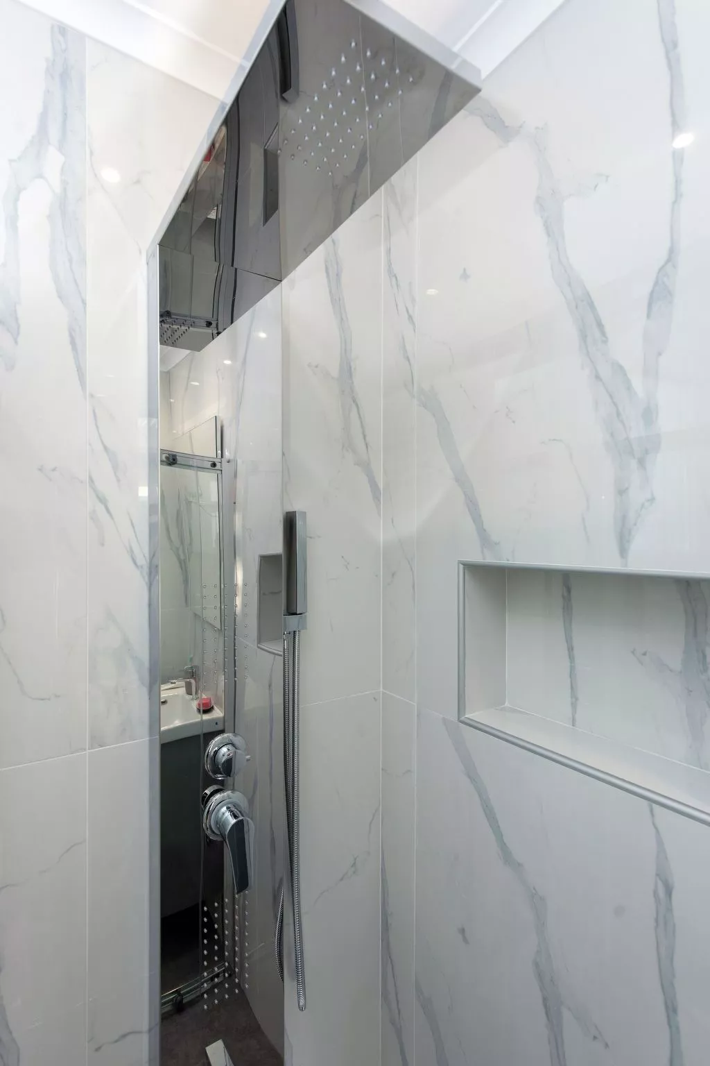 Elegantes Apartment mit zwei Schlafzimmern in Kassiopi-Binnen