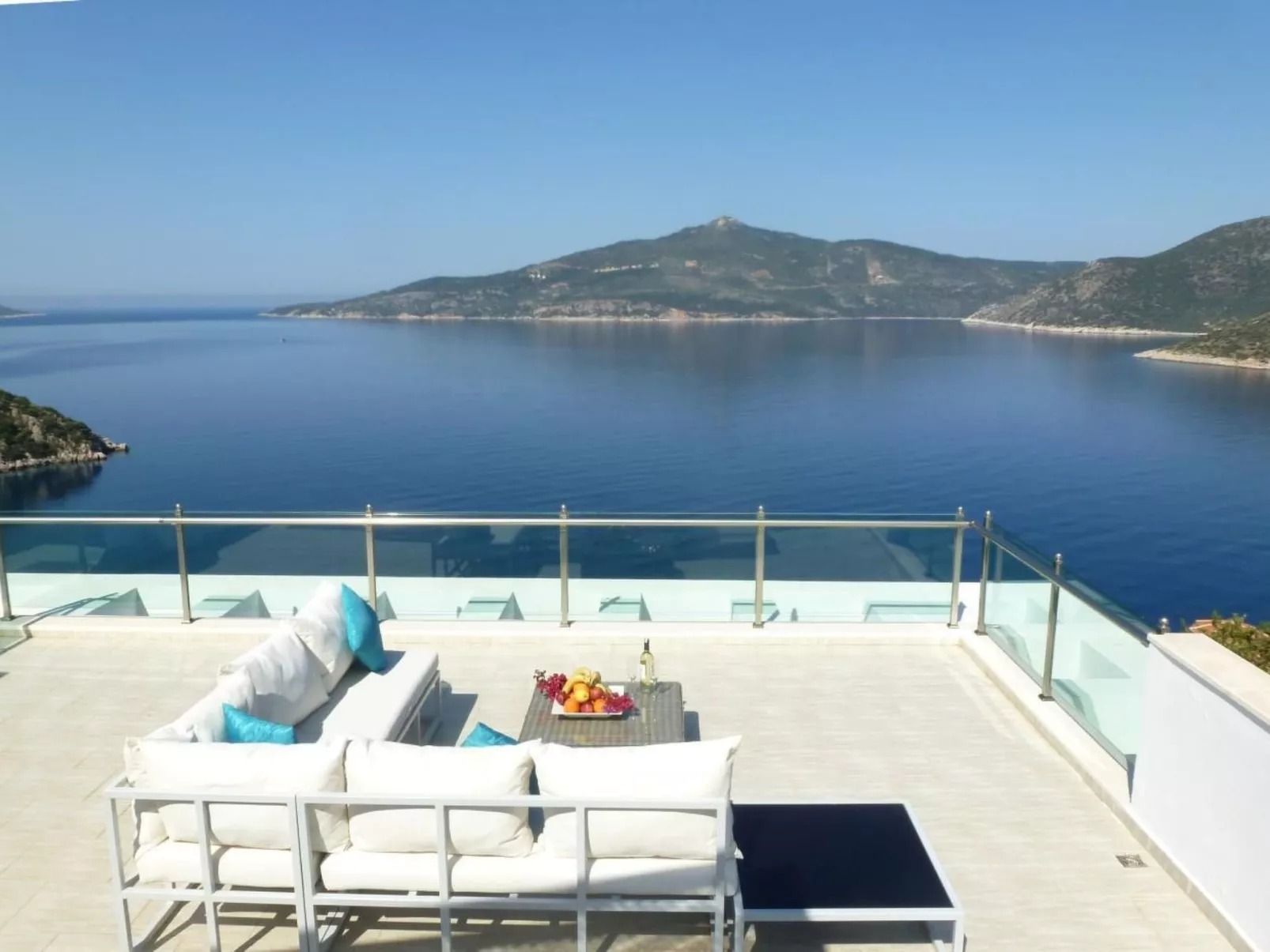 Ferienvilla mit Blick auf das Wasser-Binnen