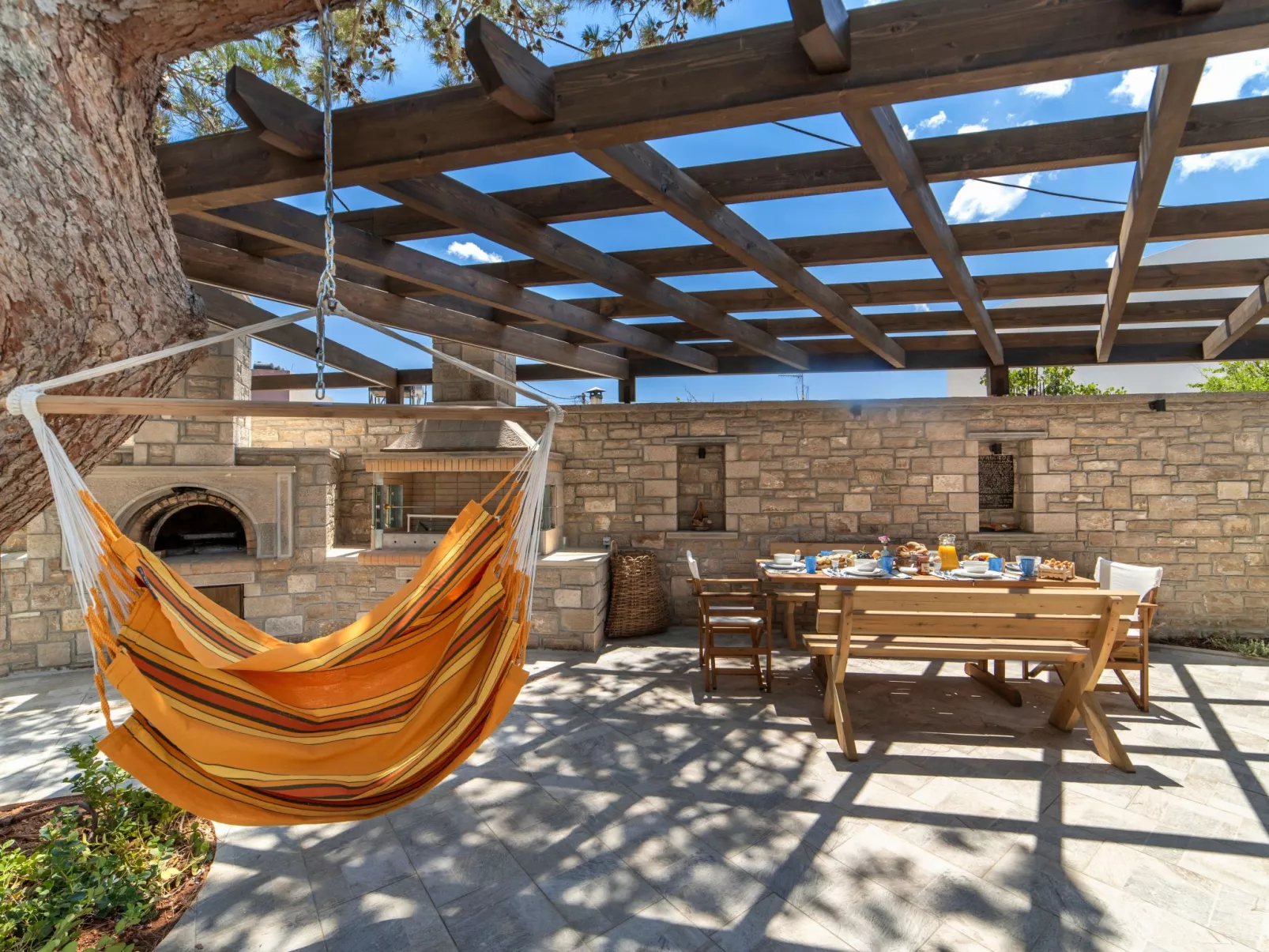 Paradisos für 14 Personen und 4 Kinder-Buiten