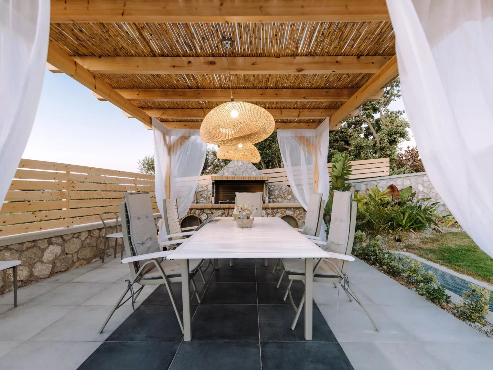 Wunderschöne Ferienvilla in Ialysos-Buiten