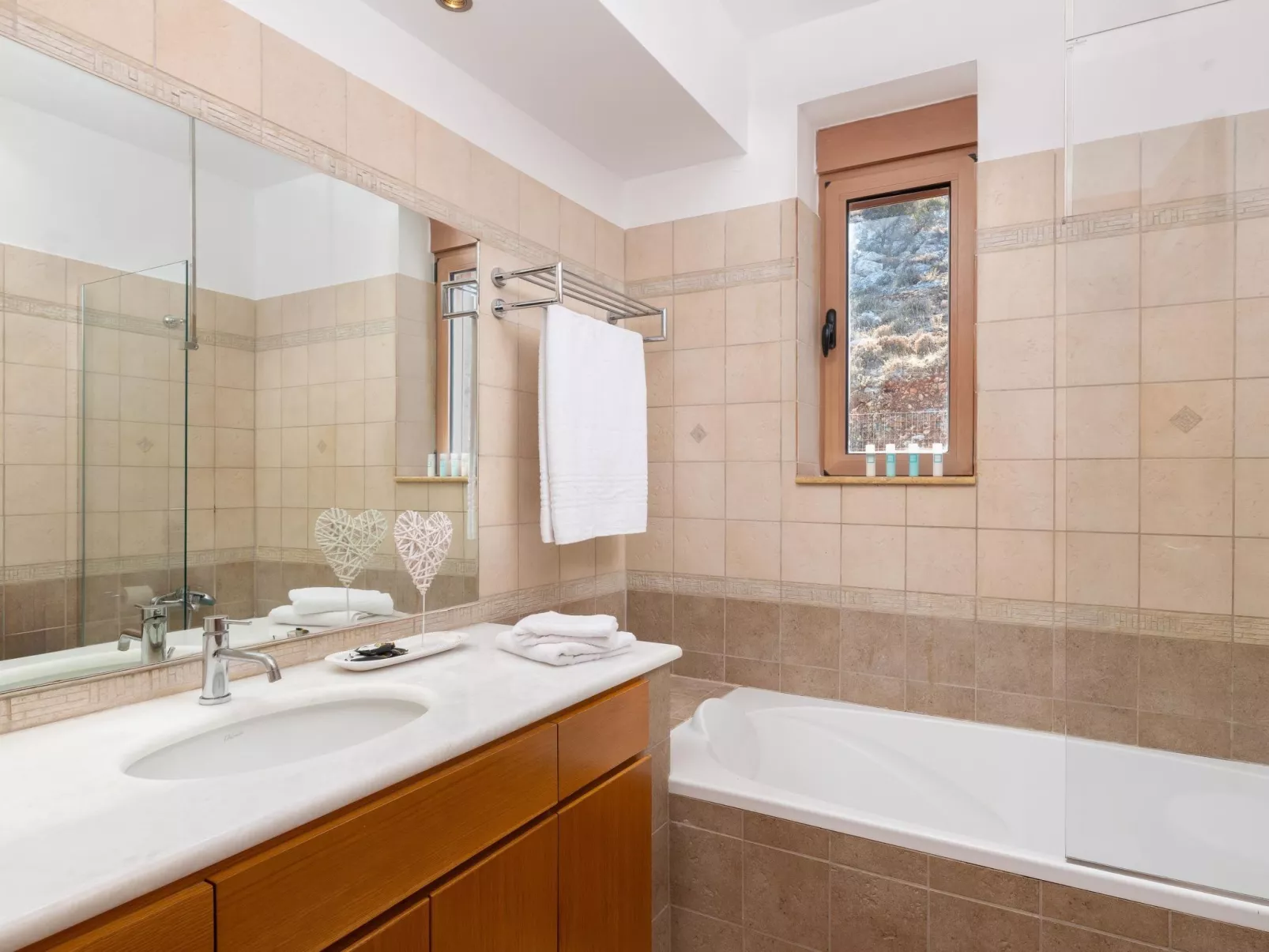 Vitzi Vista Villa-Image-tags.info