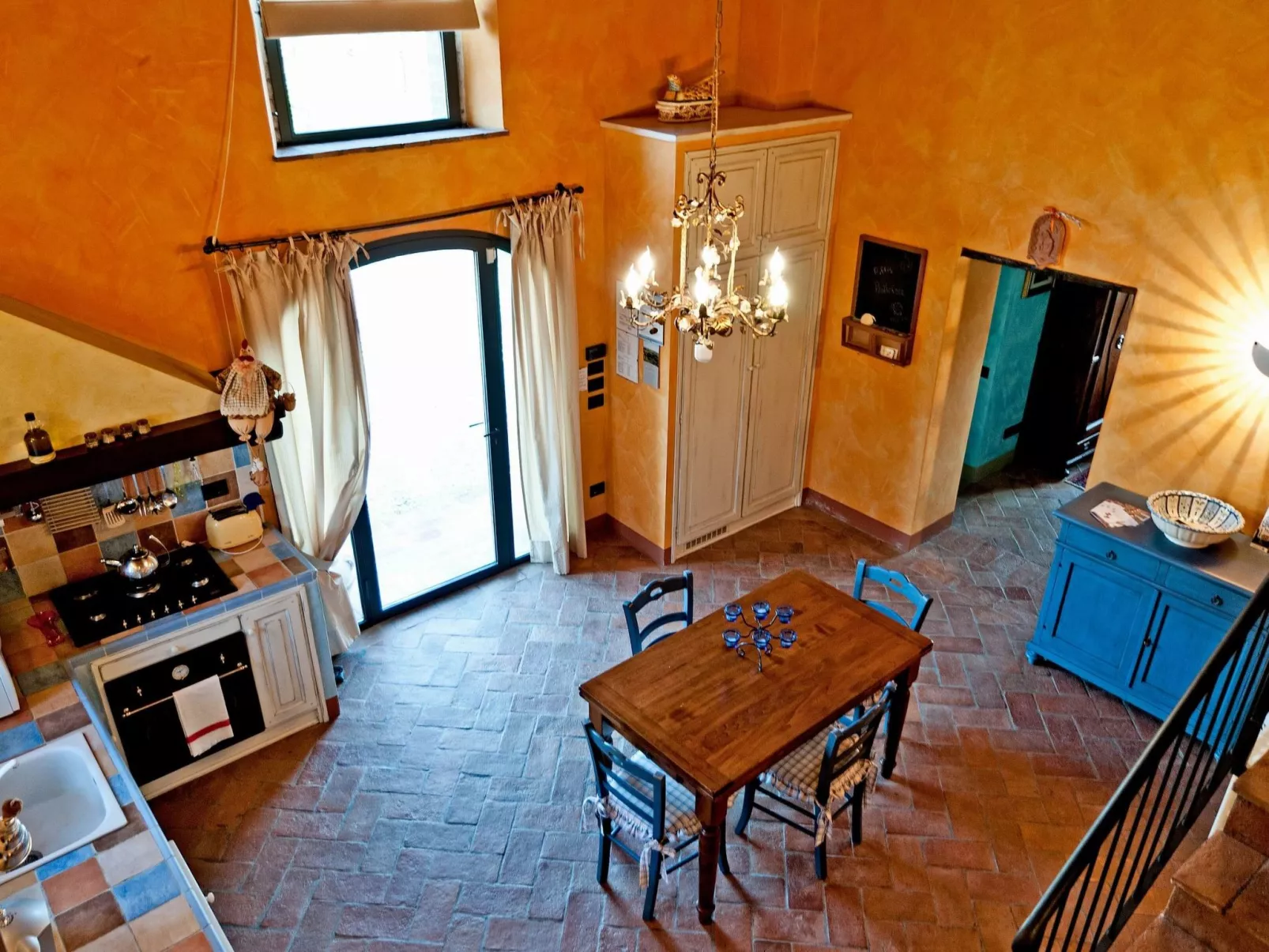 "Colle sotto 4" mit Infinity-Pool-Binnen