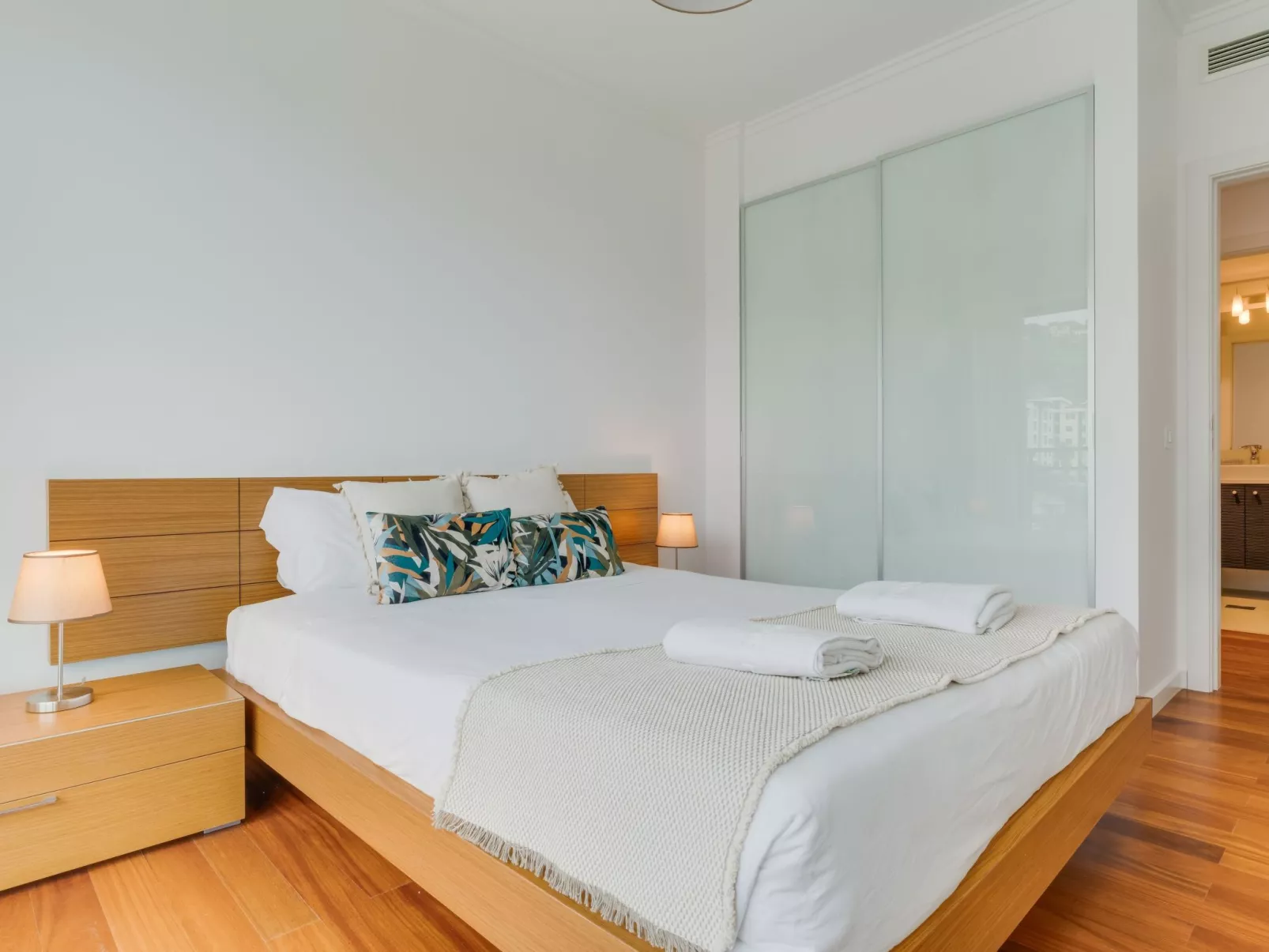 Wohnung "Anjo Wohnung Top Lage"-Image-tags.info