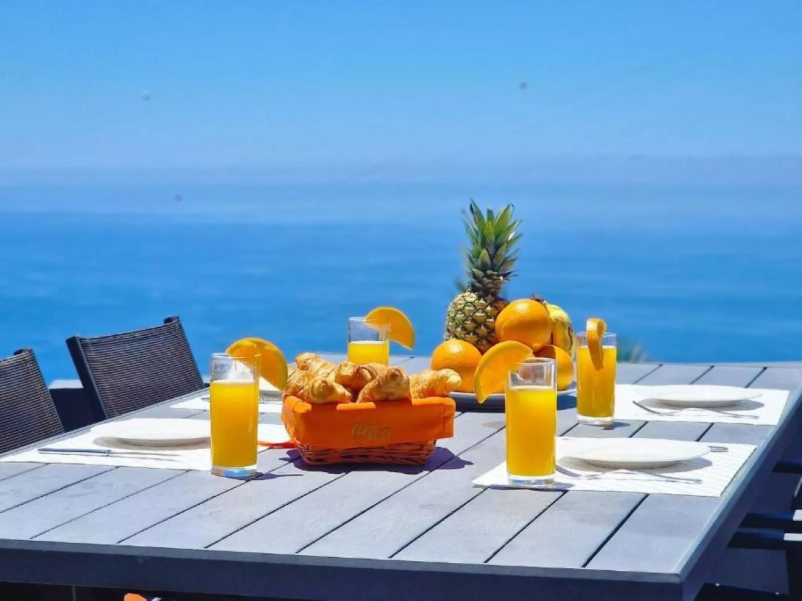 Villa "Casa Laranja" mit Bergblick-Buiten