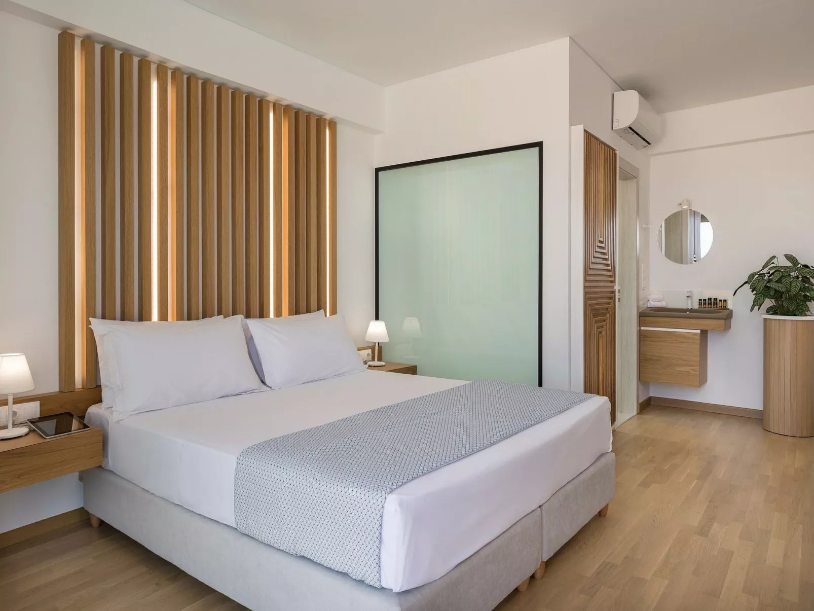 Villa White Harmony 6km vom Strand entfernt mit Pool-Binnen