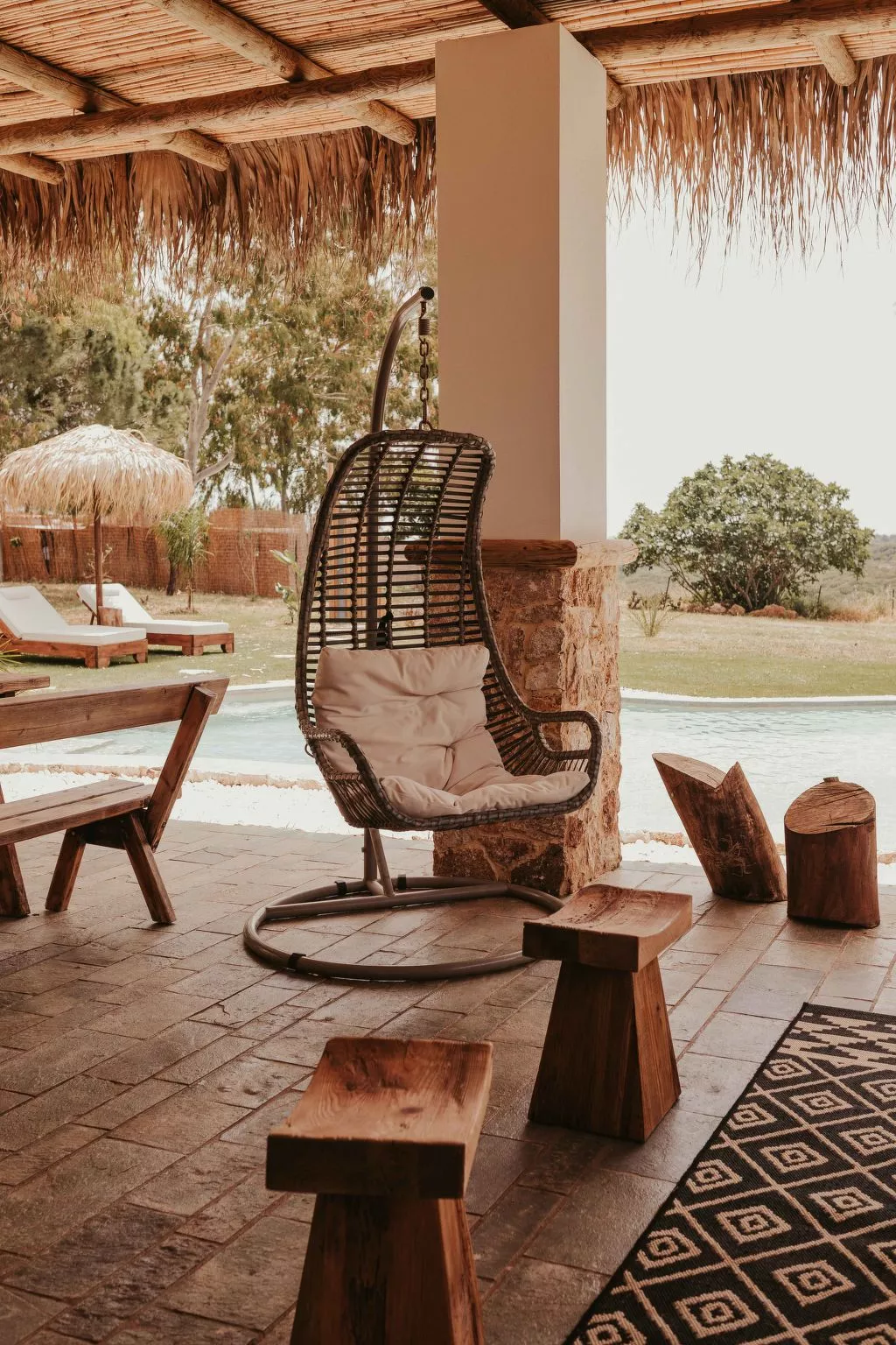 Villa Maya mit Pool und Bergblick-Buiten