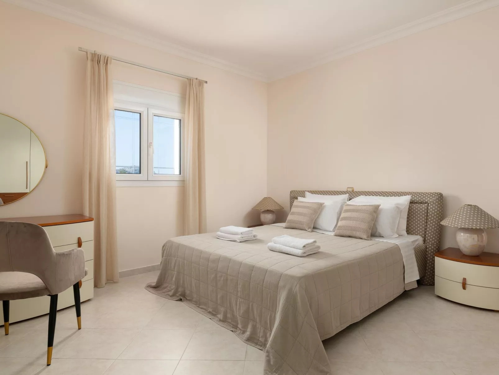 Villa Kamos in Archangelos-Binnen