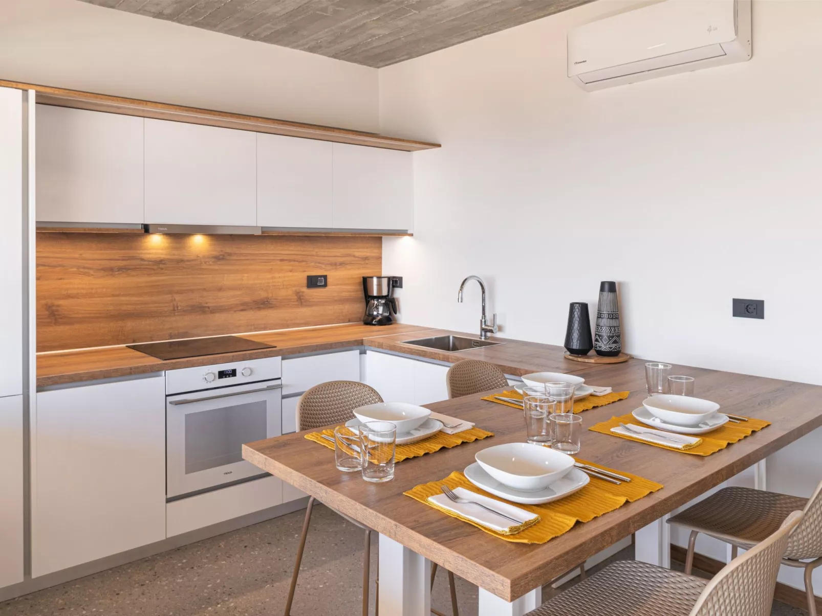 Ferienvilla "Domus Aestas Elia"-Binnen