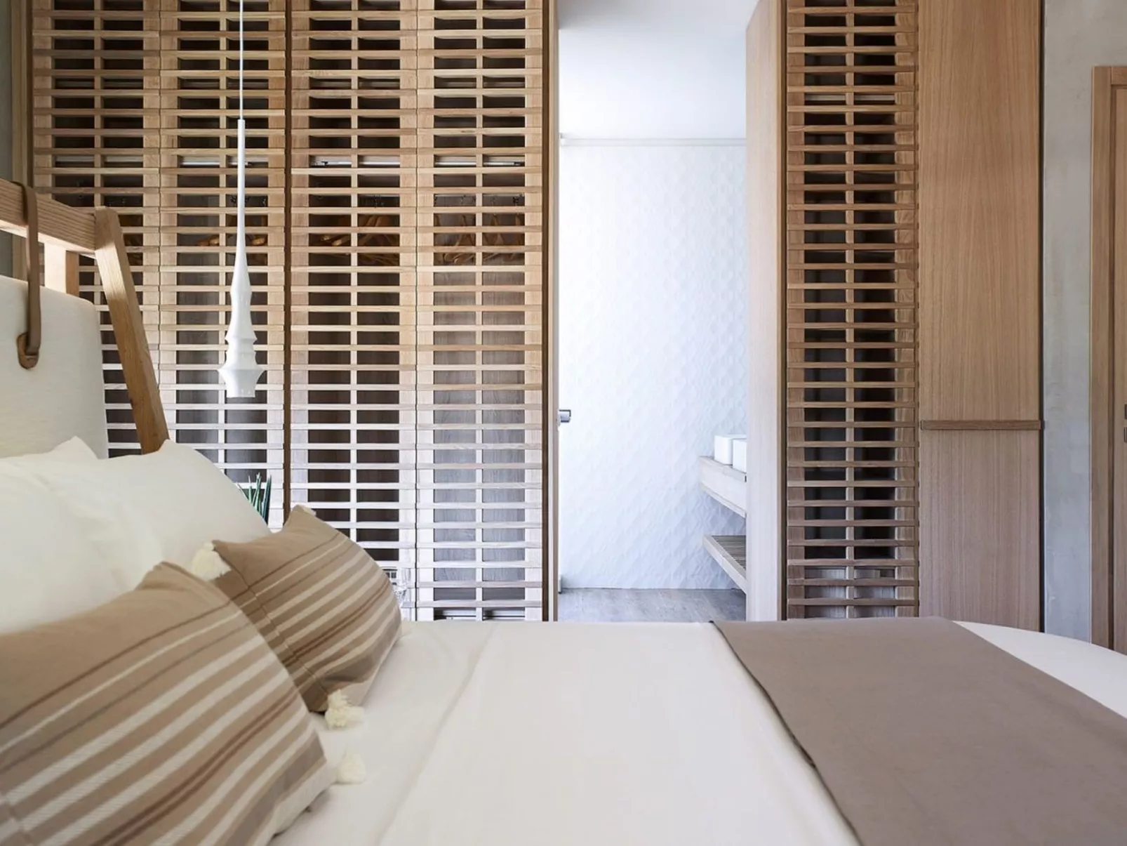 Youphoria Beachfront Estate-Image-tags.info