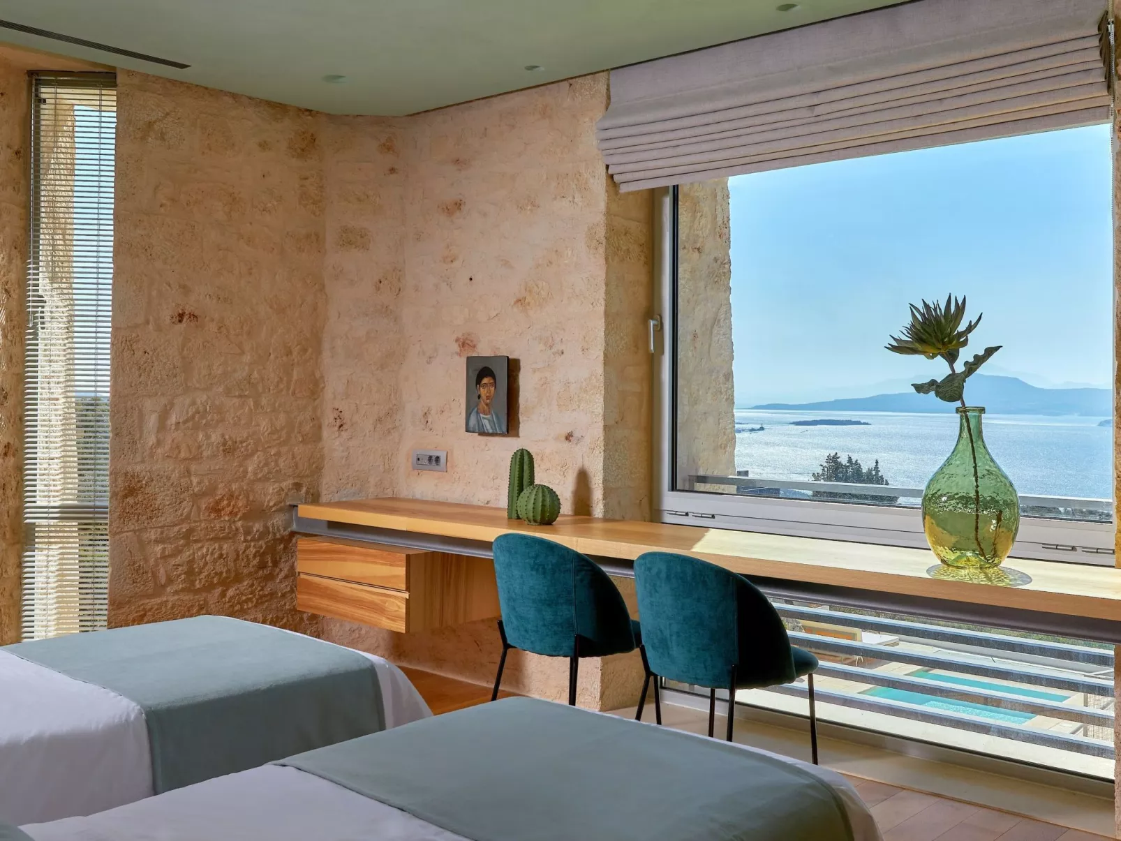 New Olives and Thyme, Meerblick mit 2 beheizten Pools-Binnen