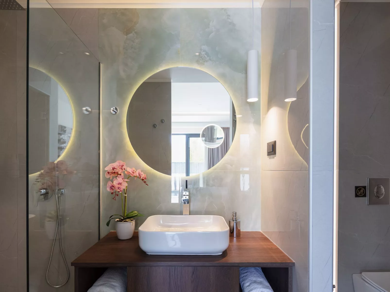 VillaSaints I - Pool und BBQ, Spaziergang zum Strand-Binnen