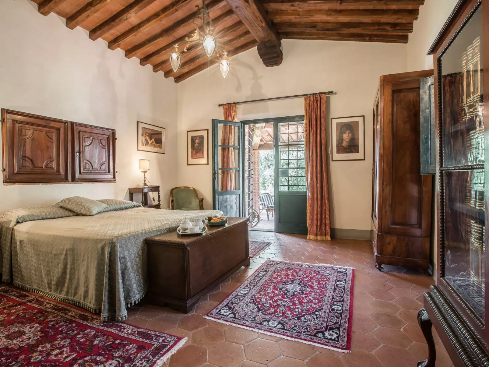 Ferienvilla "Angelo" mit Infinity-Pool-Image-tags.info