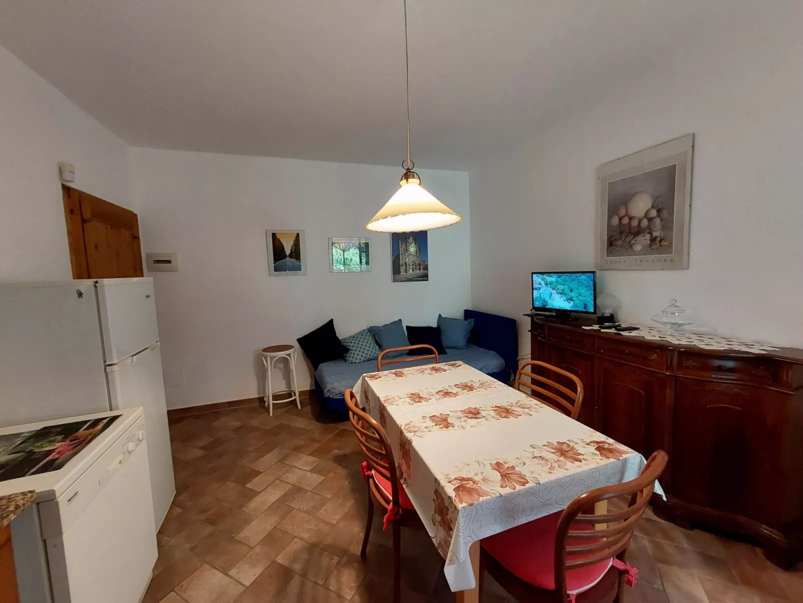 Melo Glicine' Wohnung mit Gemeinschaftspool-Binnen