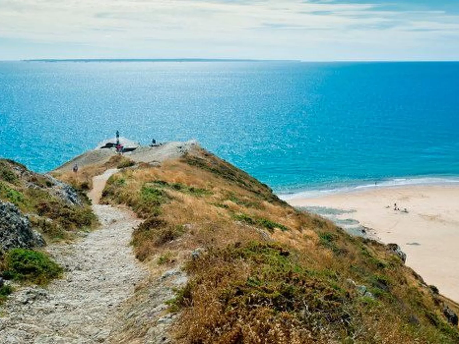 Charmantes Holzhaus in einer grünen Umgebung-Buiten