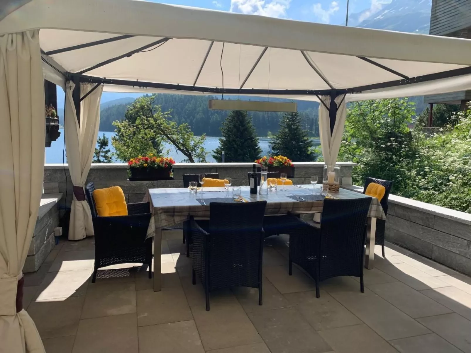 Chalet Haus am See-Buiten