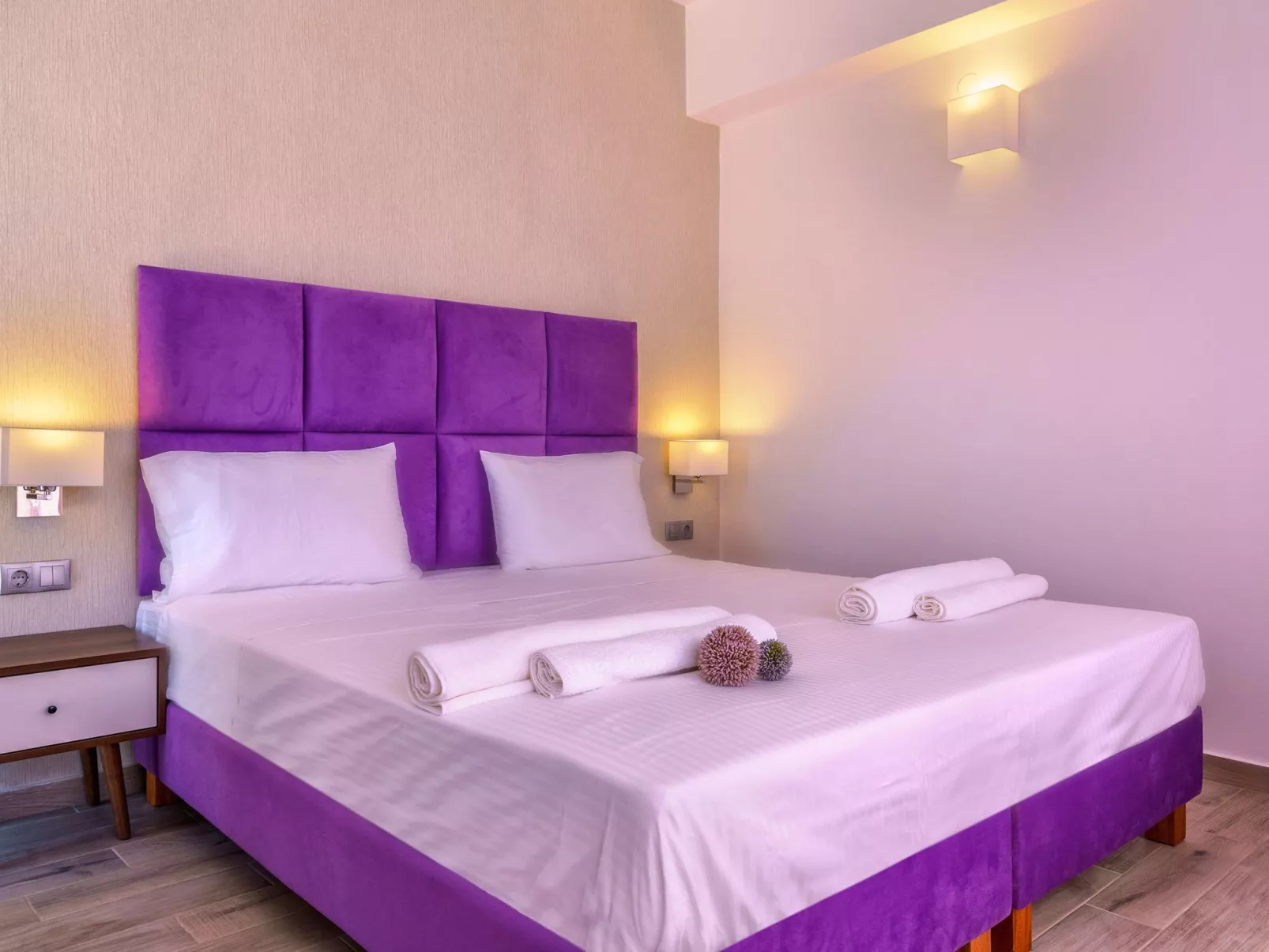 Villa am Strand mit Pool BBQ Spaziergang zu Annehmlichkeiten-Binnen