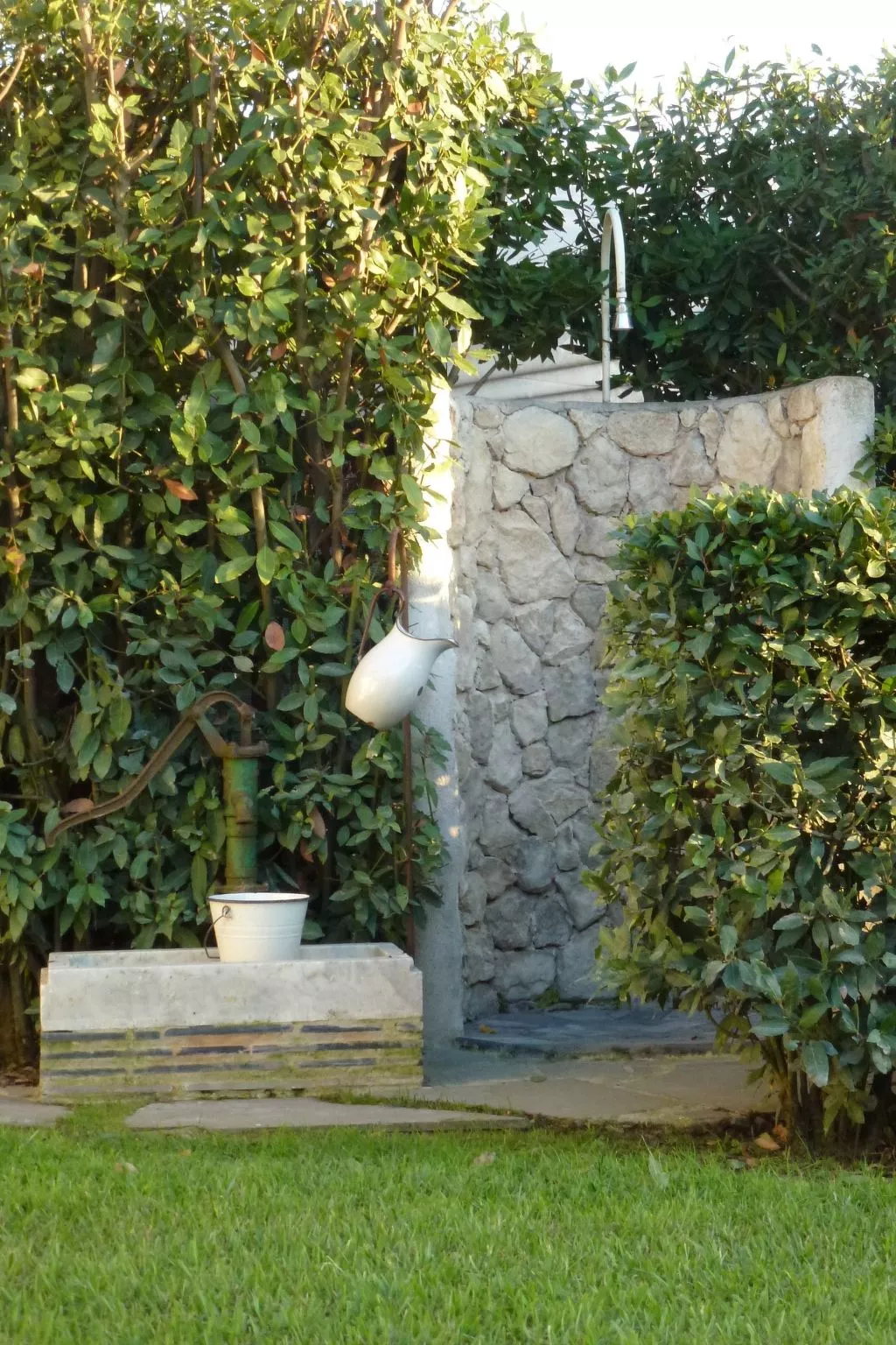 Mit Garten, Grill und Terrasse-Buiten