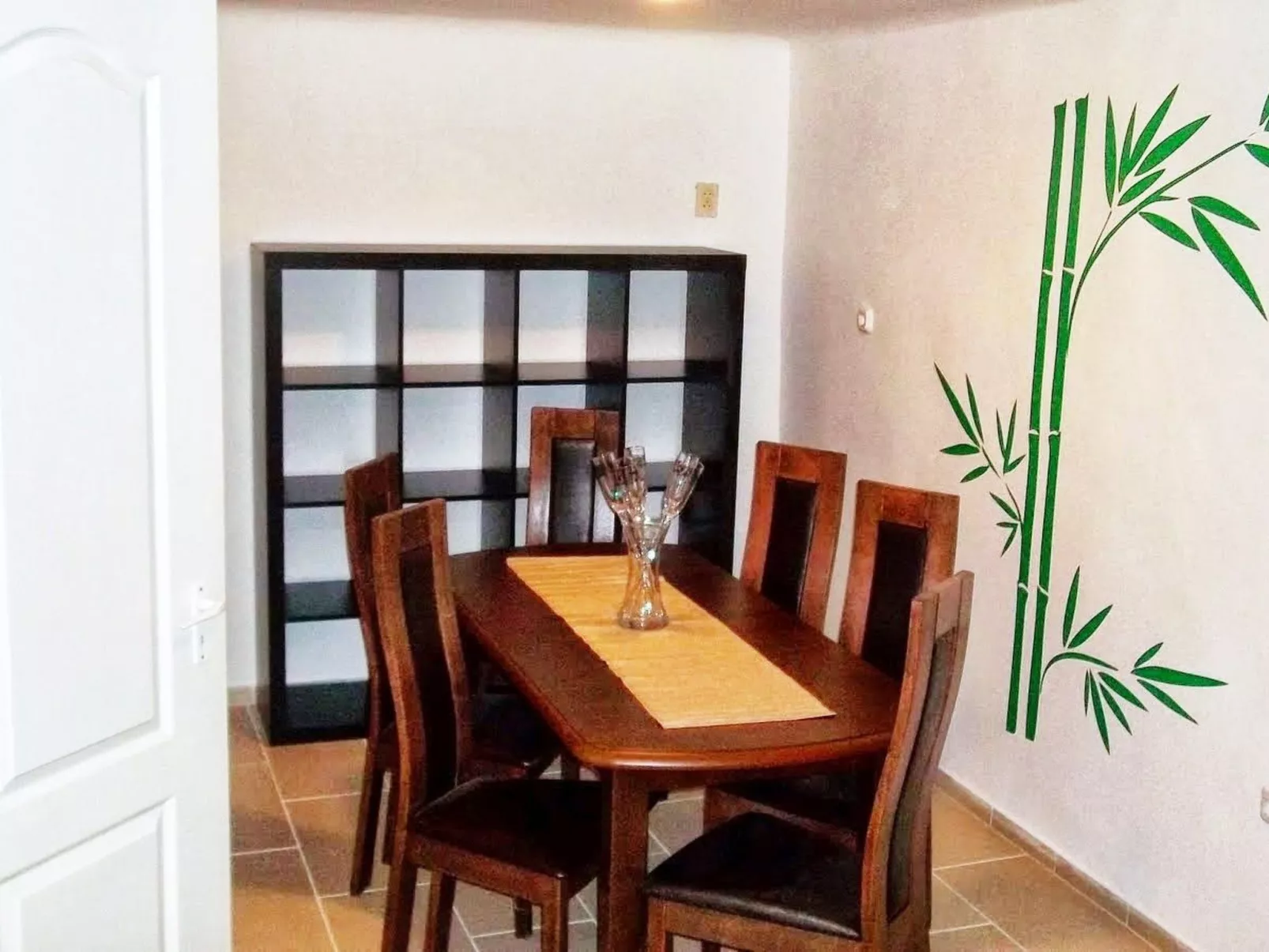 Moderne Ferienwohnung in Ujlipotvaros mit Garten-Binnen