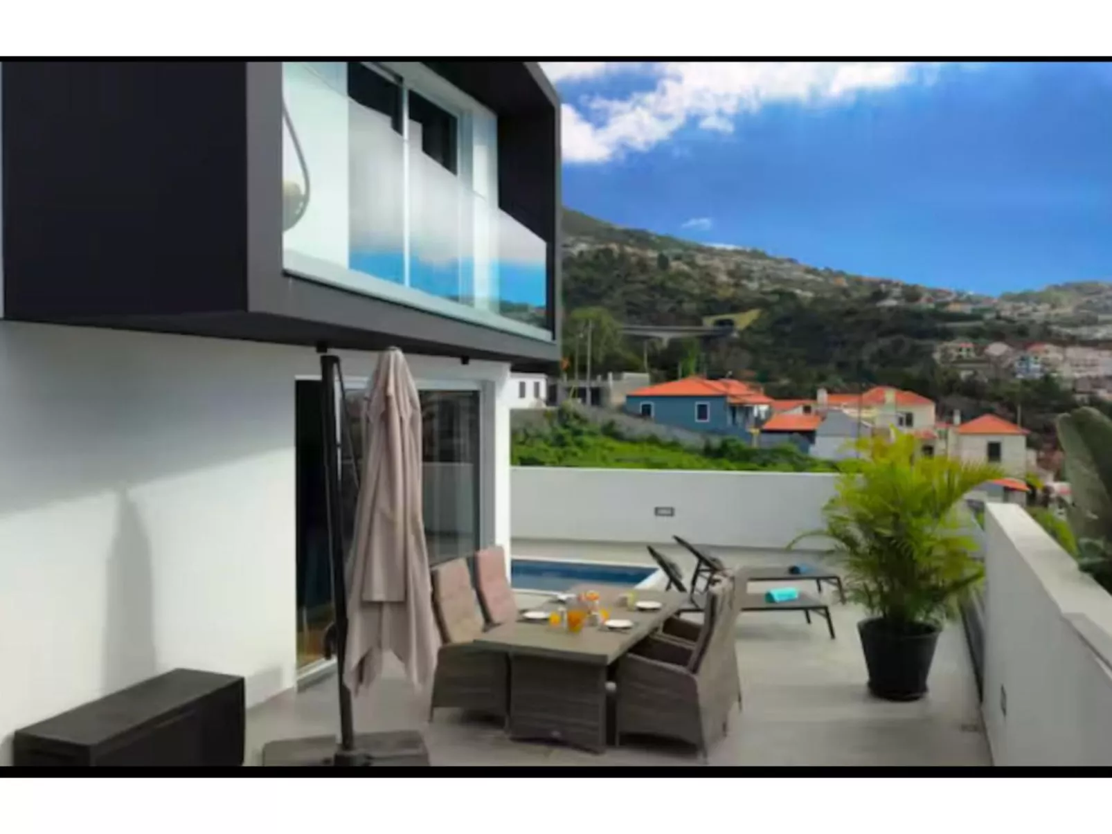 Ferienvilla "Villa Paradise Palms"-Image-tags.info