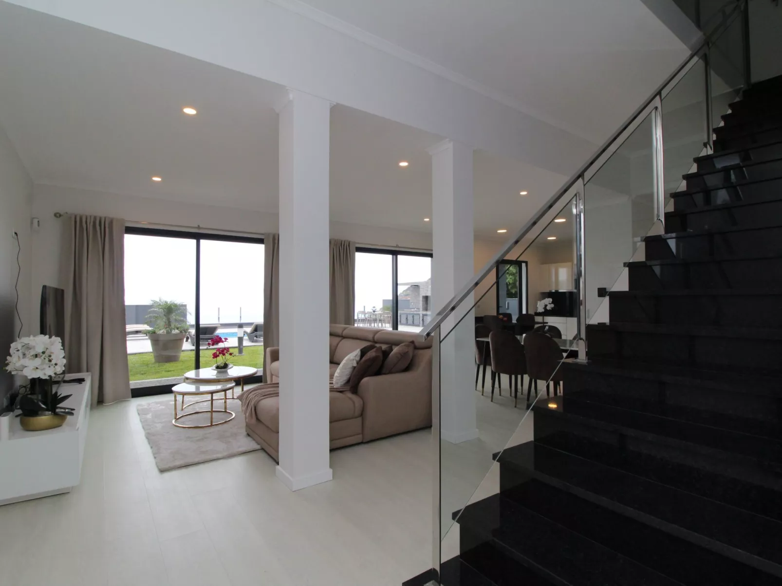 Ferienvilla mit eigenem Pool-Image-tags.info