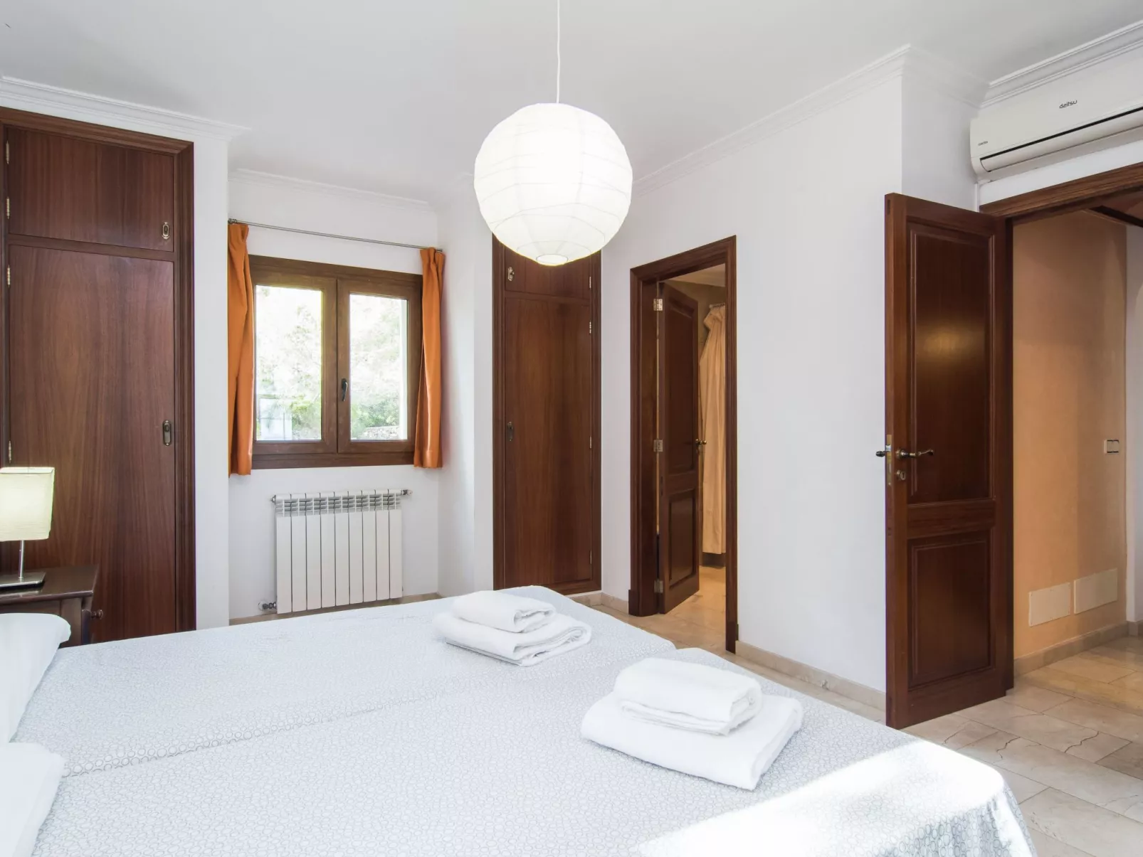 Forn Fumet  (ETV 899)-Image-tags.info