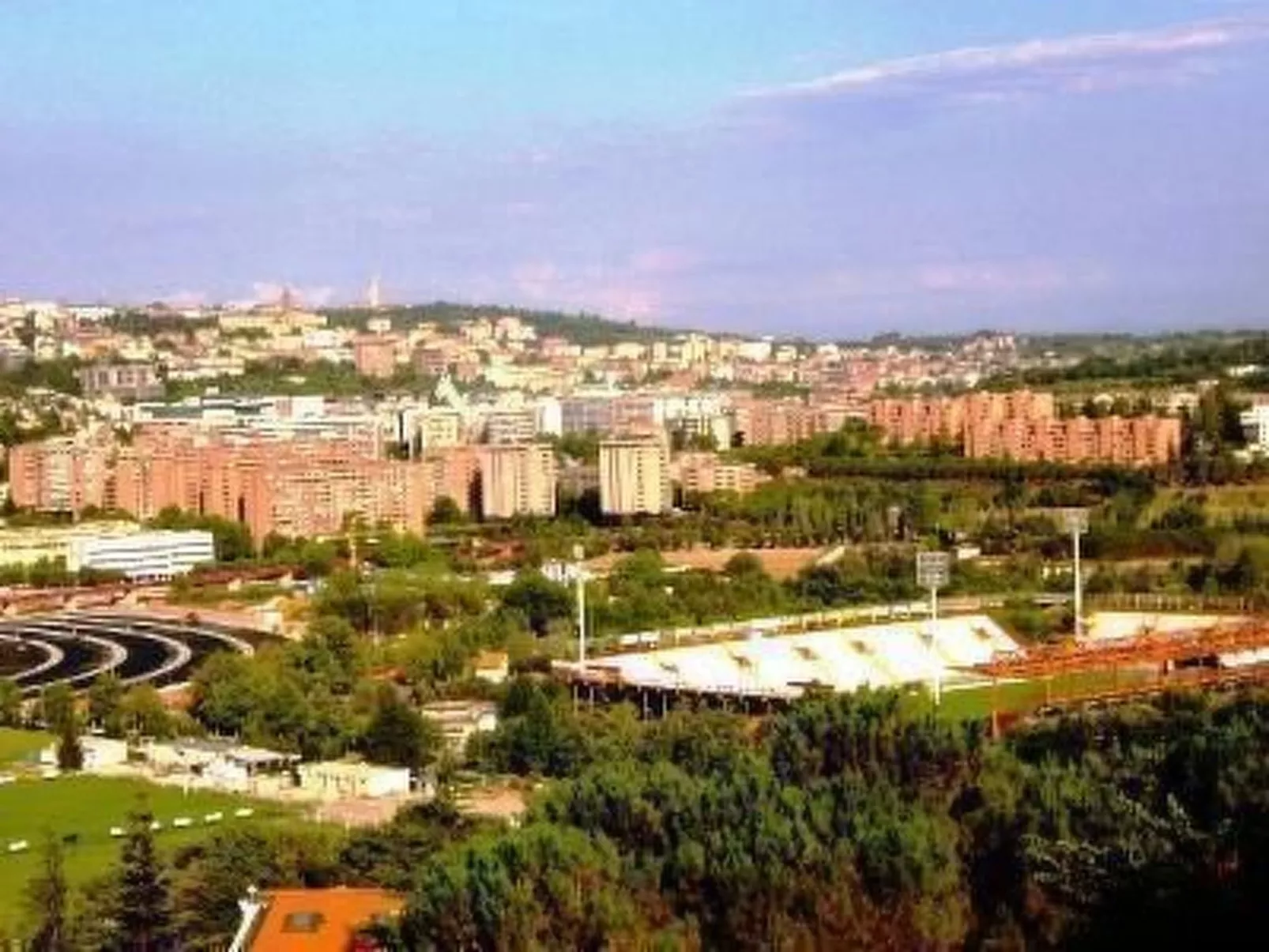 NICE LITTLE FLAT IN THE  GREENERY  IN PERUGIA-Buiten