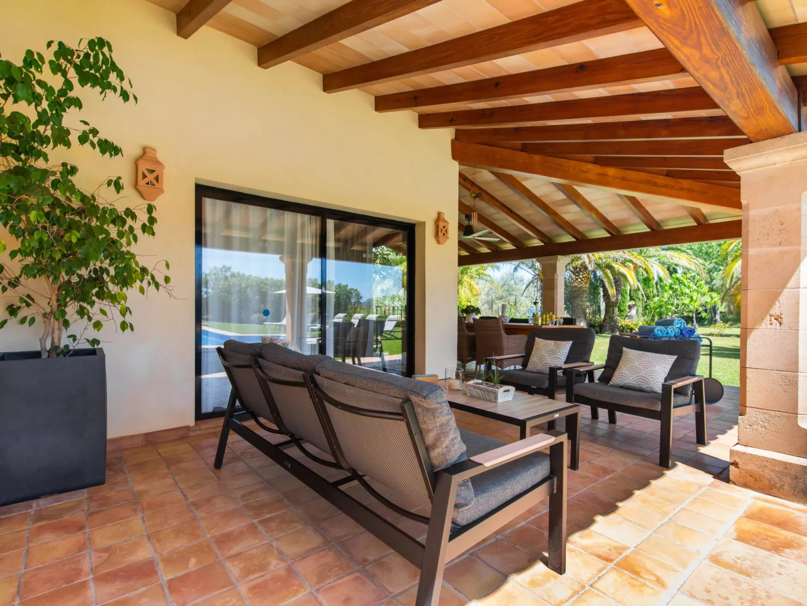 Villa Moliner ; Ruhe in 3,5 km Entfernung vom Strand von Llenaire-Image-tags.info