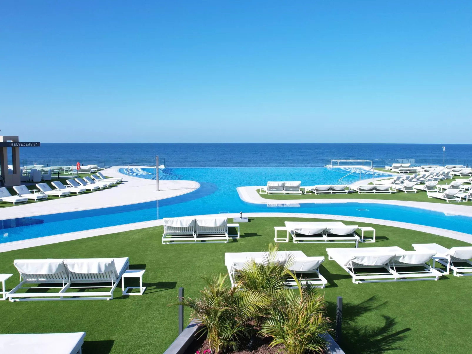 Villa mit Wasserblick-Binnen