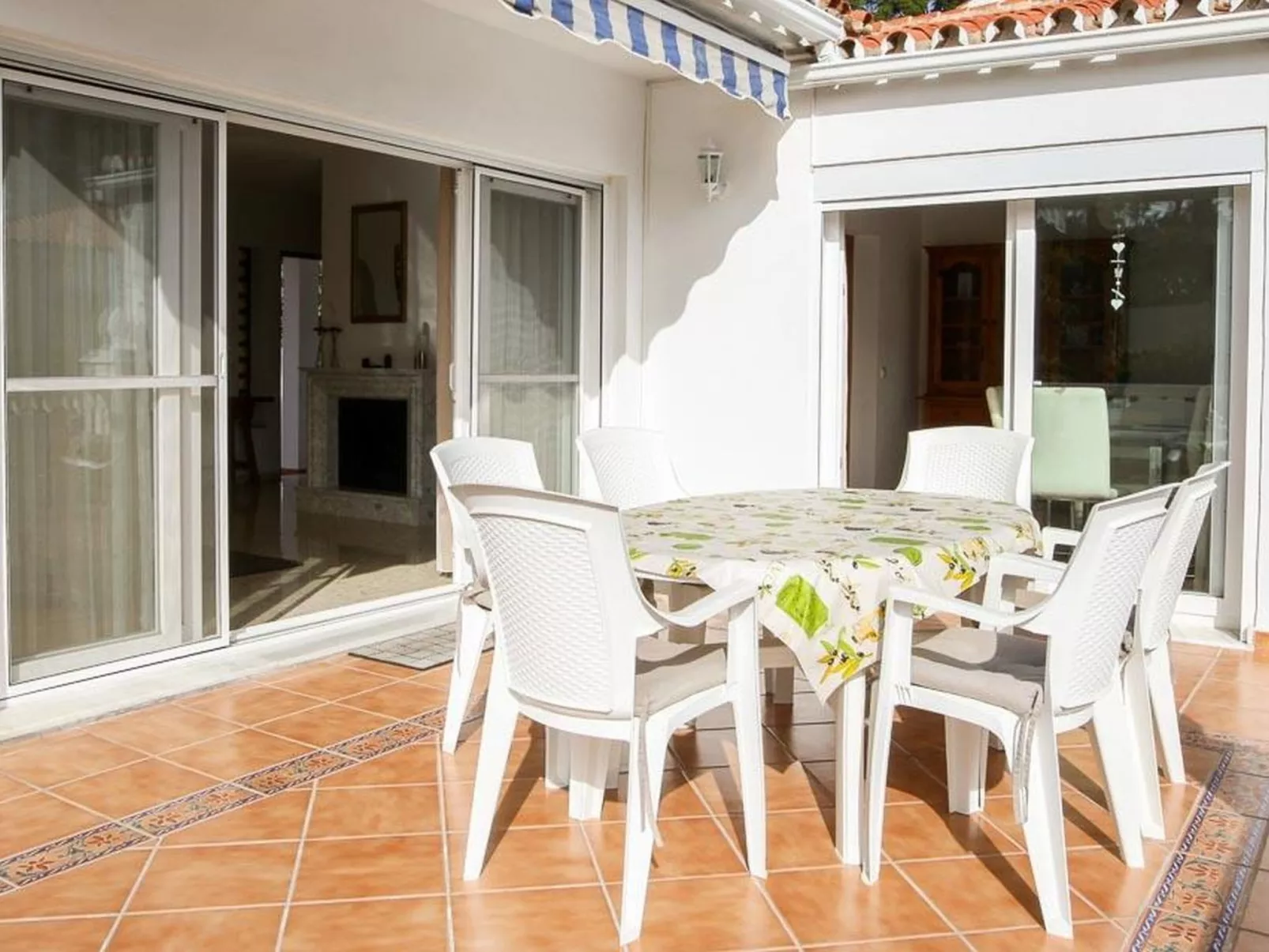 Villa Violeta-Buiten