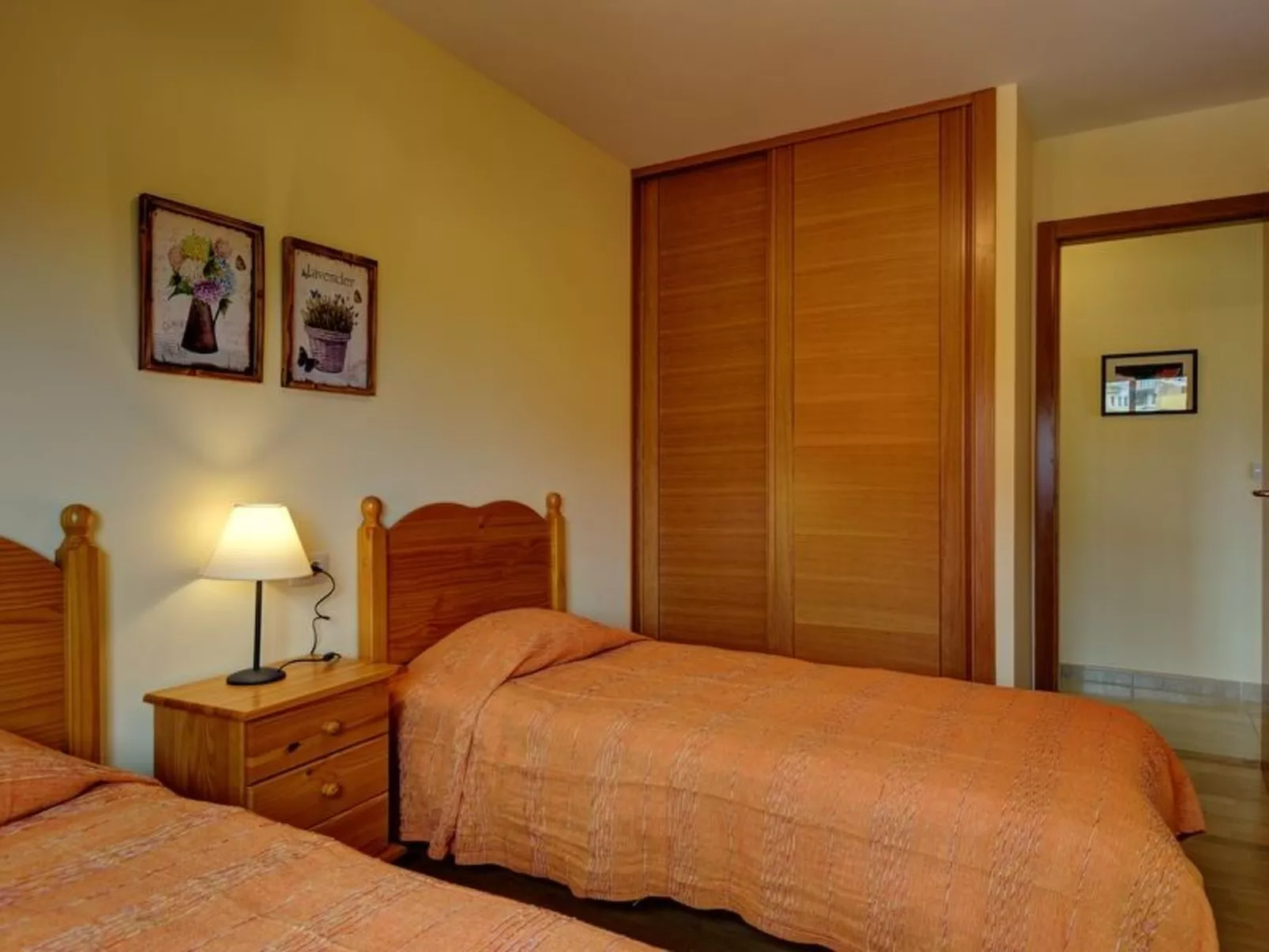 Belair mit Pool - Image-tags.info