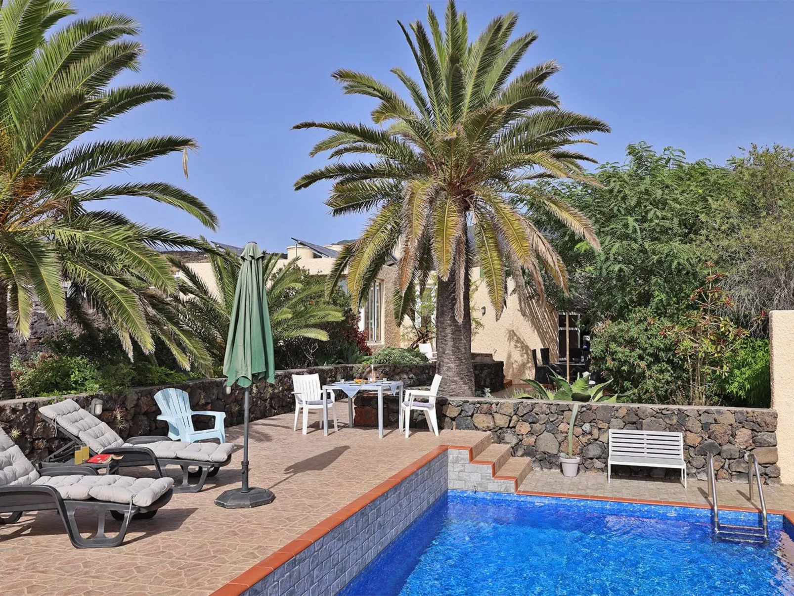 Perla del Sol-Buiten