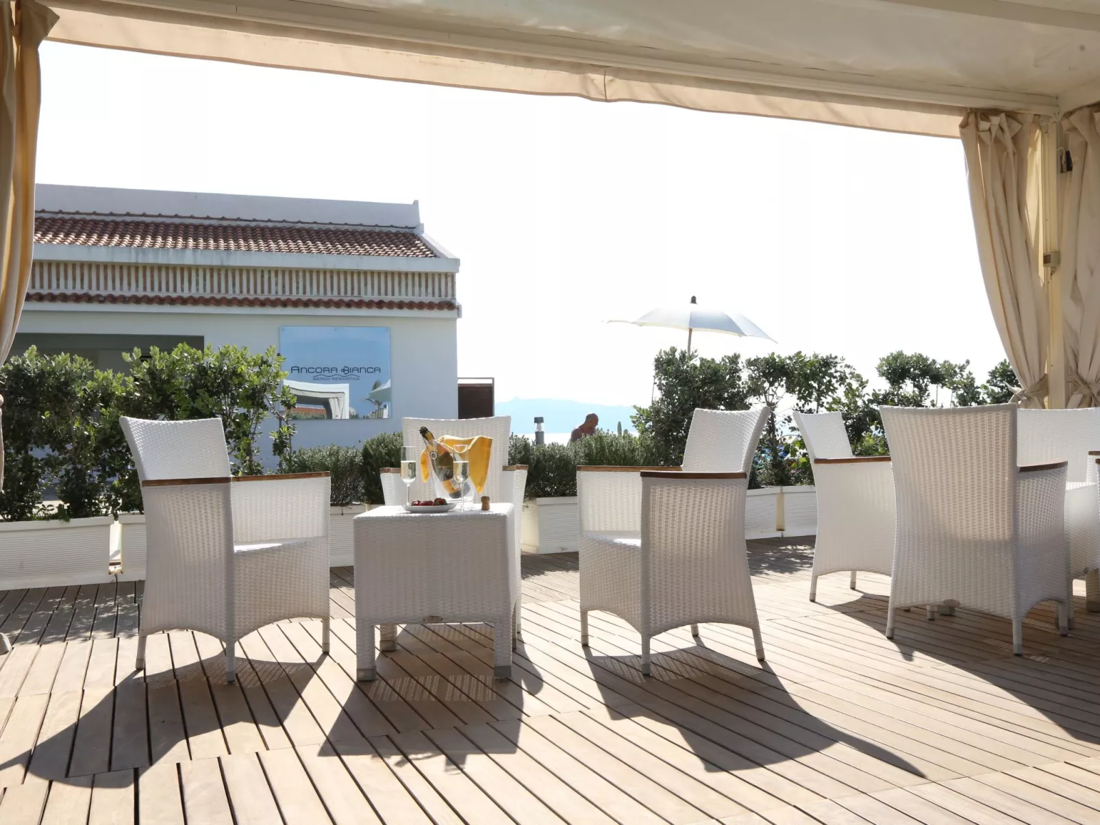 Wohnung mit Grill, Terrasse und Pool-Image-tags.info