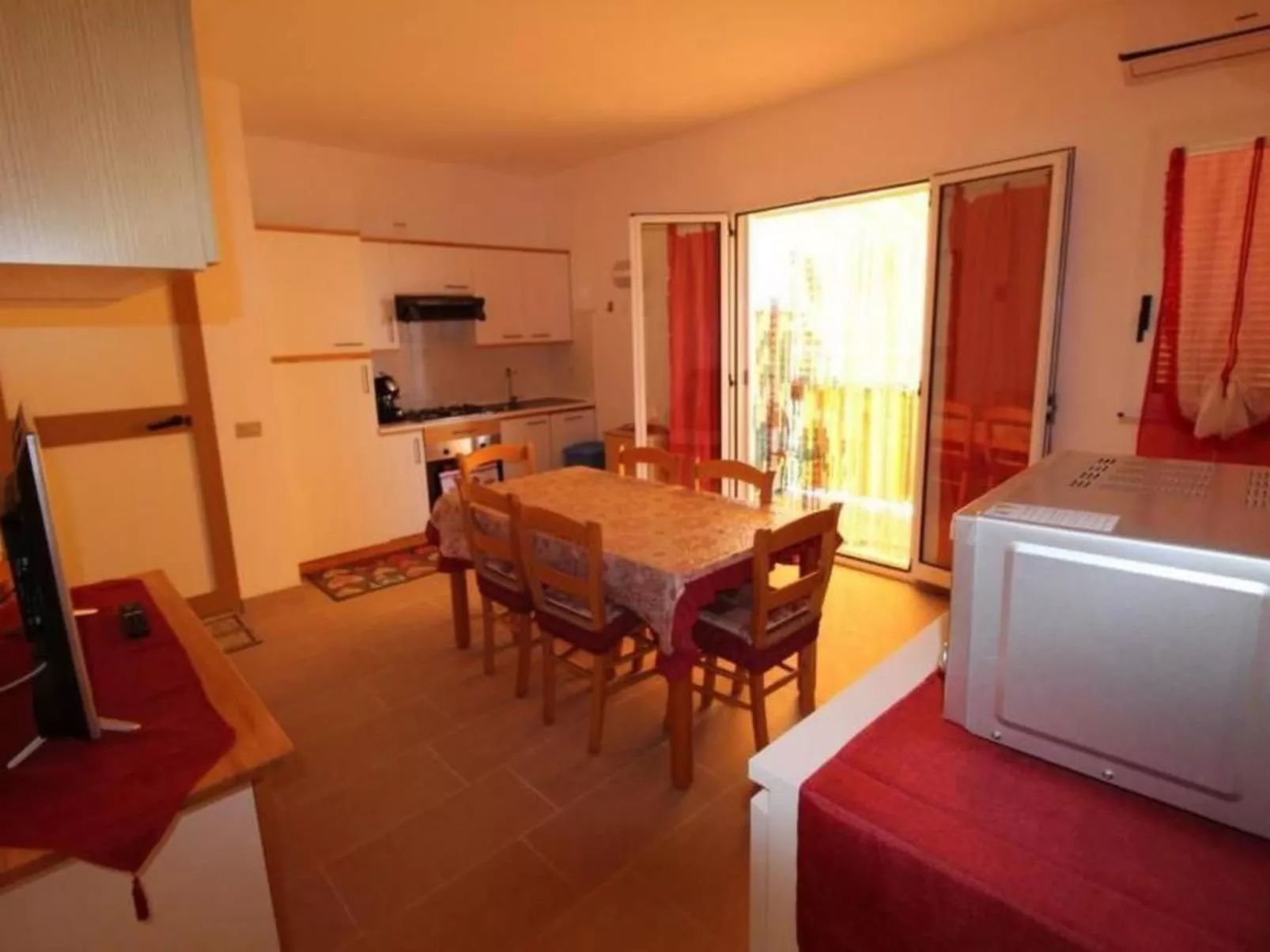 Wohnung "Kastalia" mit Infinity-Pool - Binnen