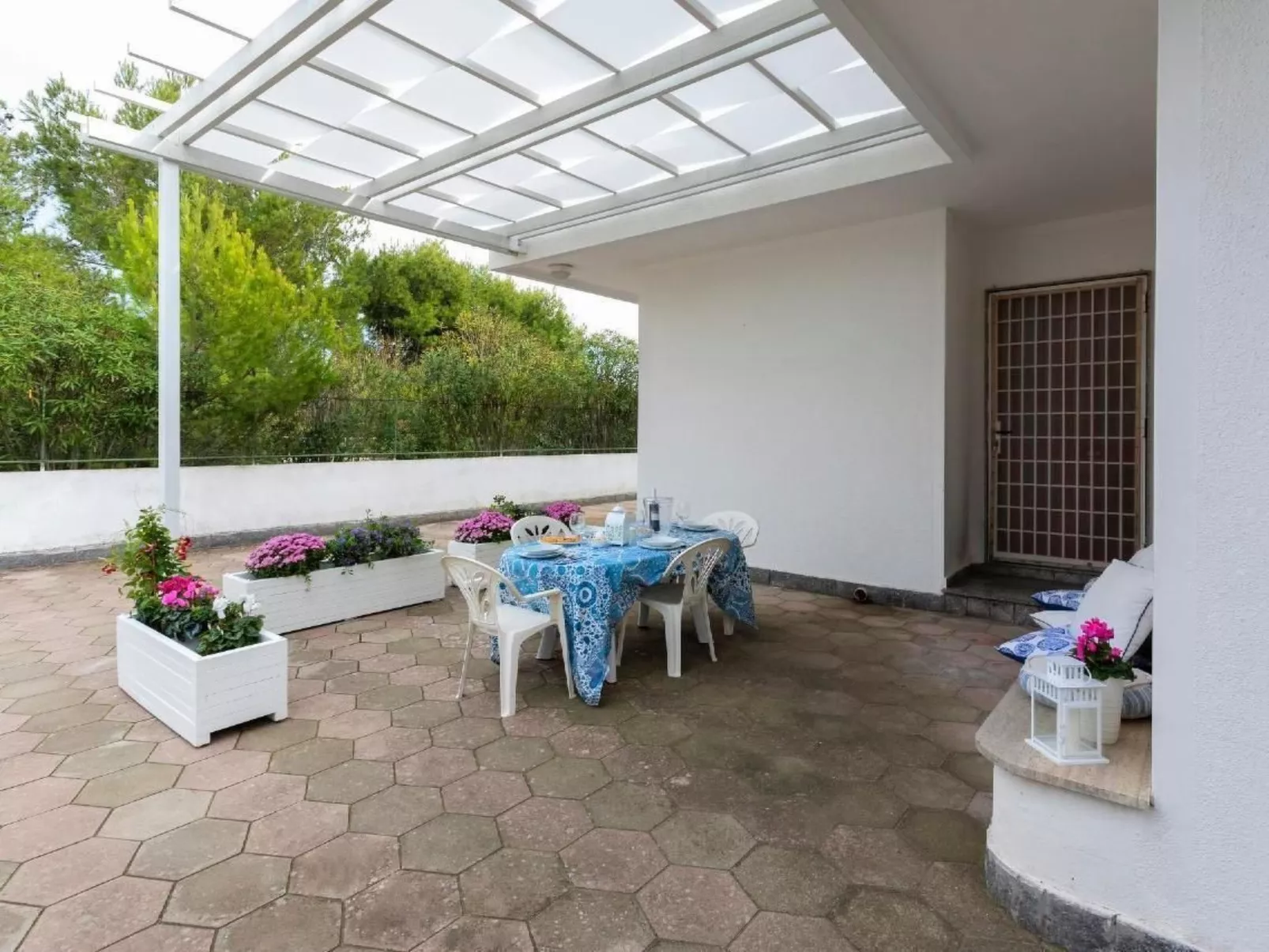 Wohnung in Capilungo mit Grill, Terrasse und Garten-Buiten