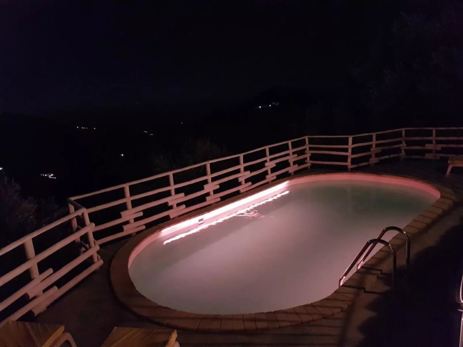 Haus mit privatem Pool und herrlicher Aussicht-Image-tags.info