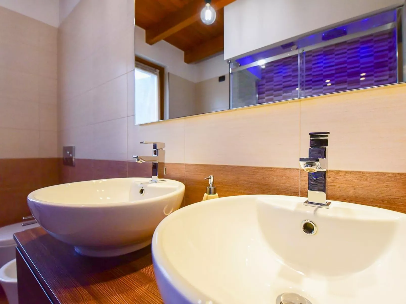 Jane e Jolie Haus privates Schwimmbad und Jacuzzi-Image-tags.info