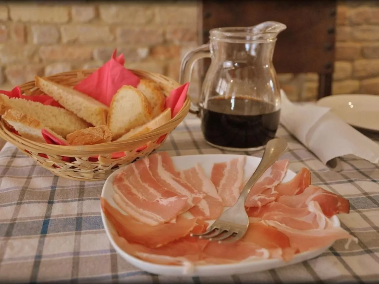 Studio  BUBO  - Pool - Ausblick- Kunst-Binnen