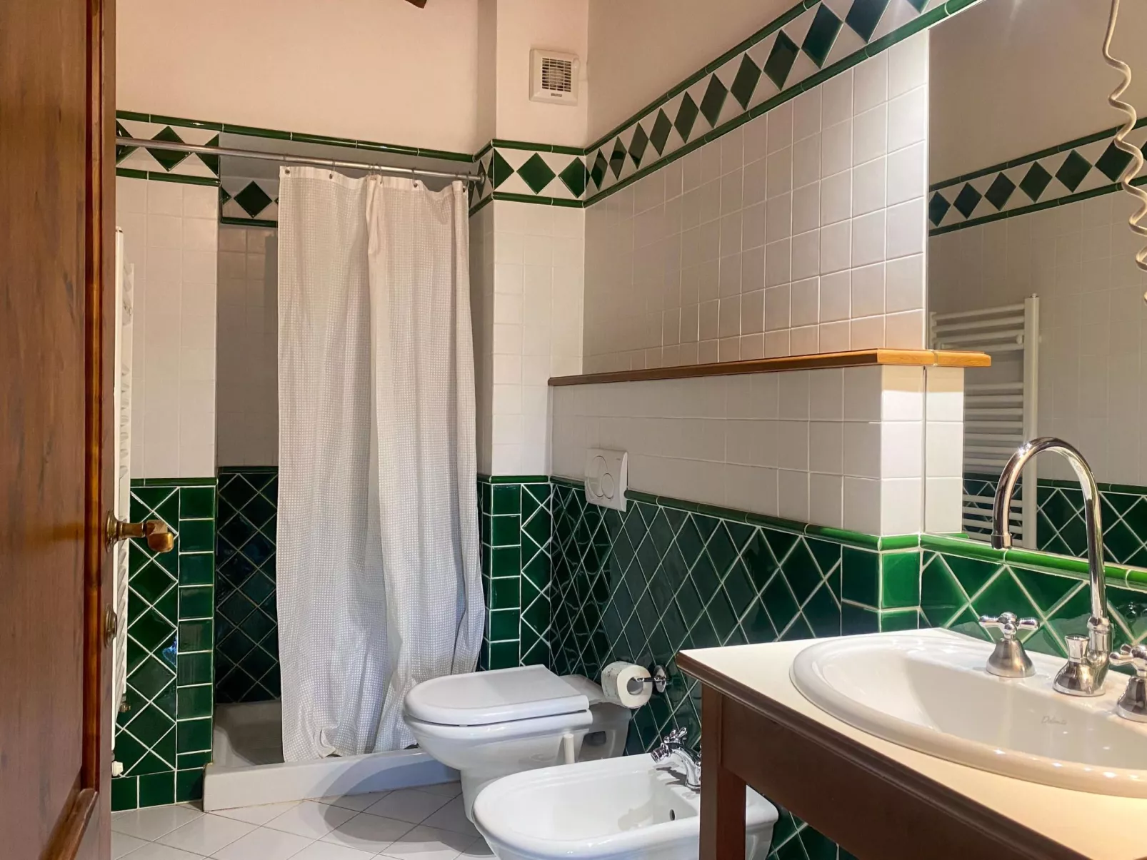 Landgut "Biancospino" mit Gemeinschaftspool-Binnen